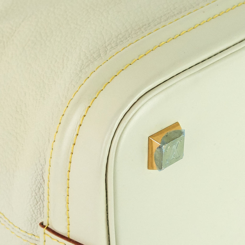 Louis Vuitto Suhali Lockit MM Goatskin Leather Handbag