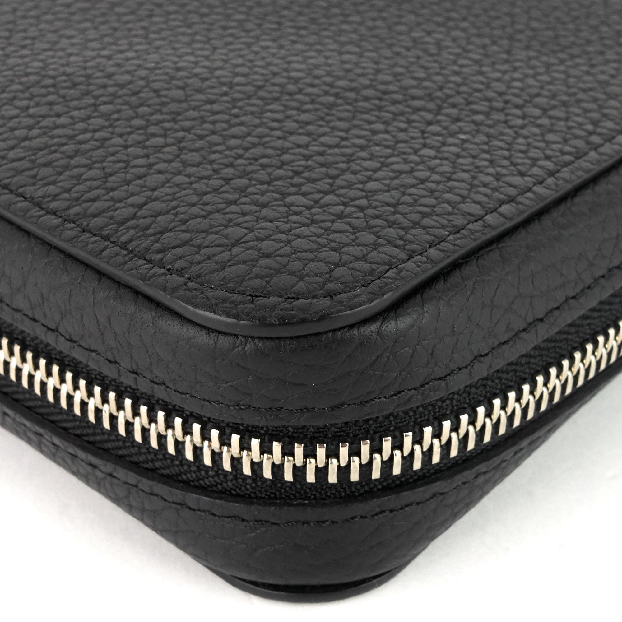 Louis Vuitto Zippy XL Taurillon Leather Organizer