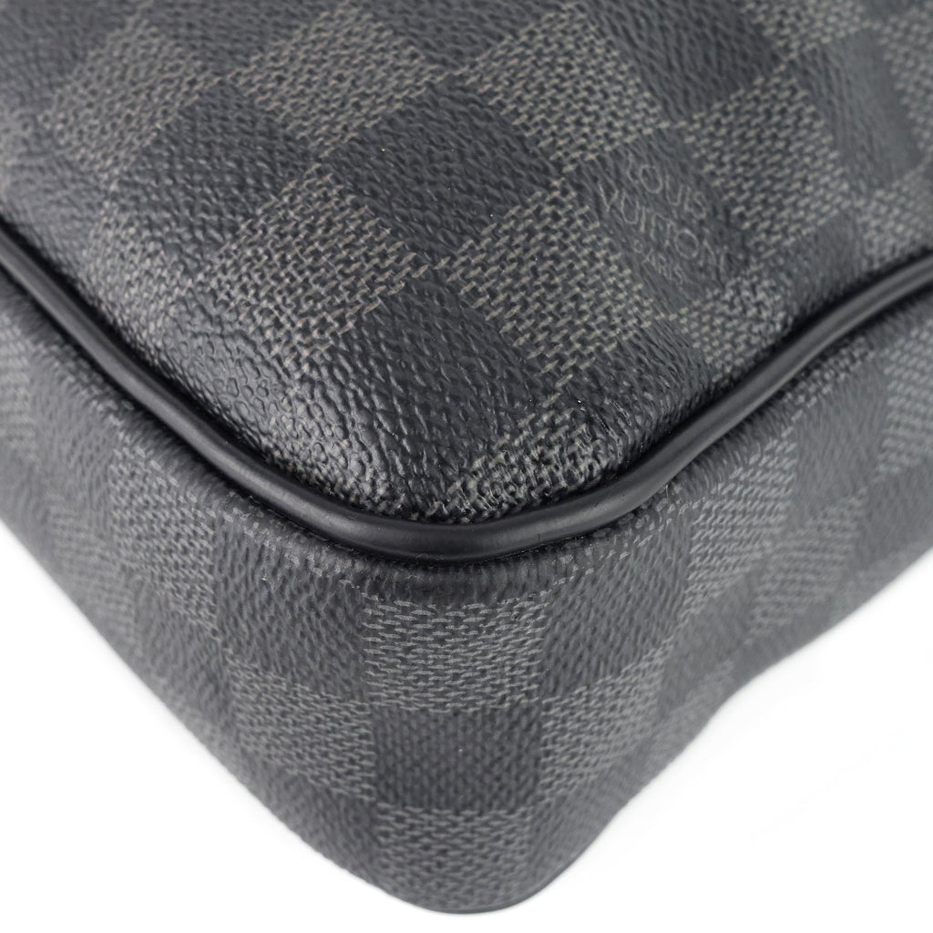 Louis Vuitto Porte-Documents Voyage PM Damier Graphite Canvas Briefcase Bag