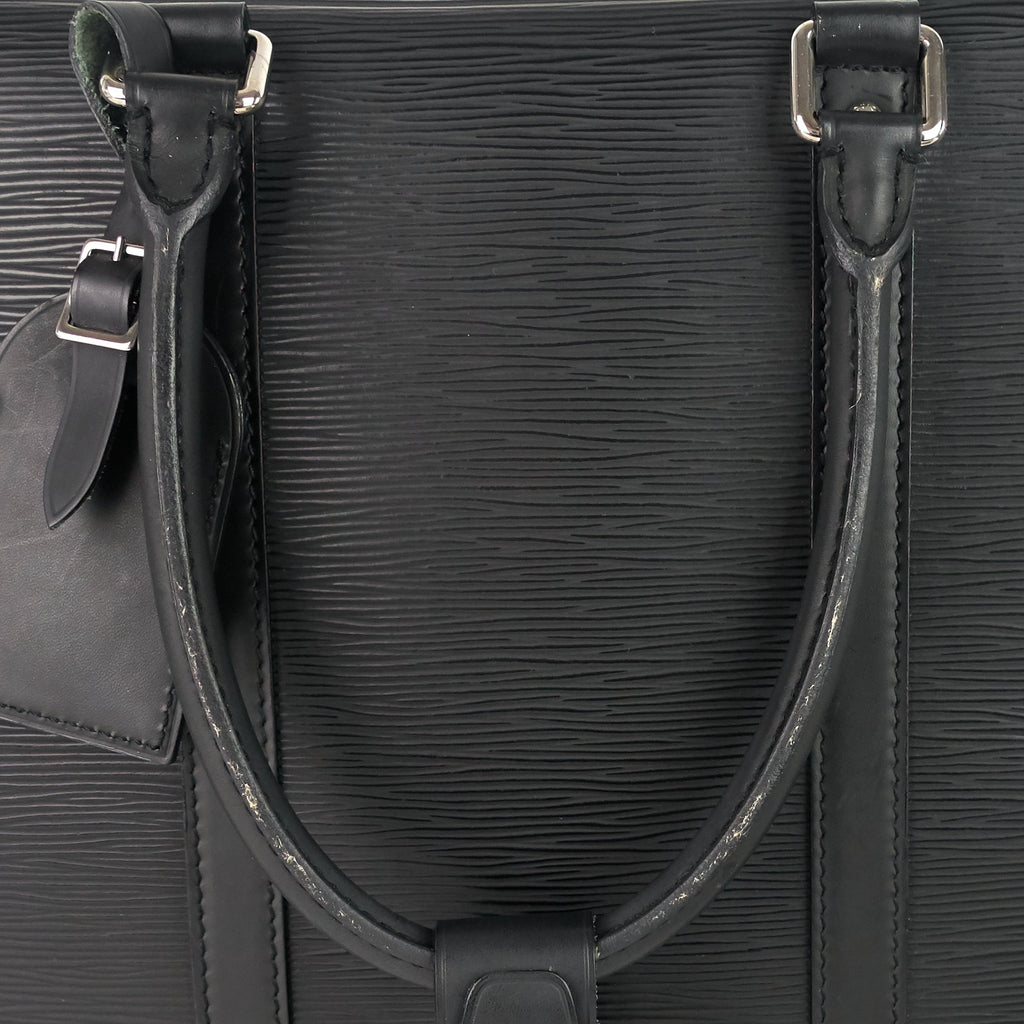 Louis Vuitto Sirius 45 Black Epi Leather Case