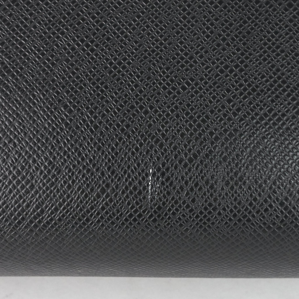 Louis Vuitto Kasbek GM Taiga Leather Bag