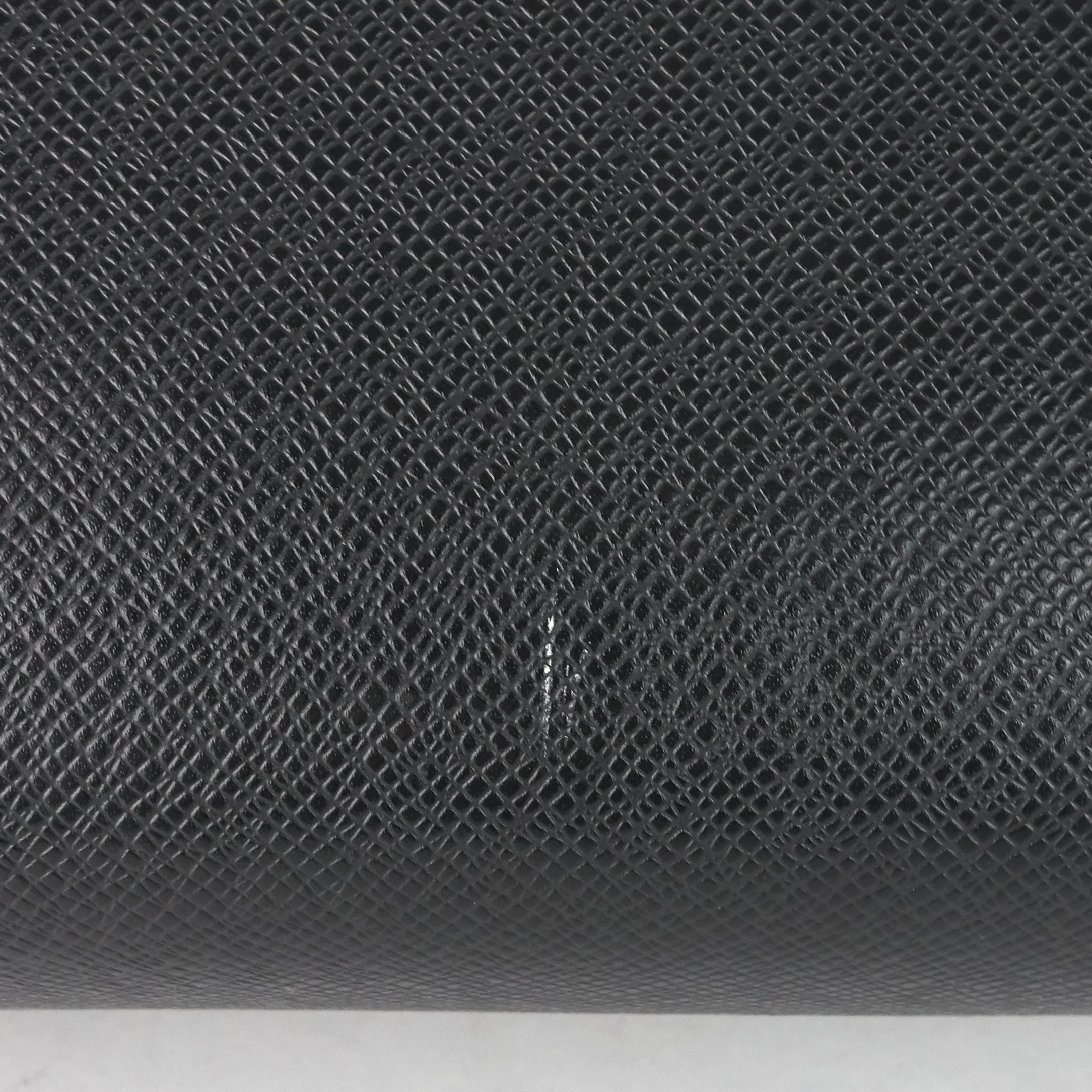 Louis Vuitto Kasbek GM Taiga Leather Bag