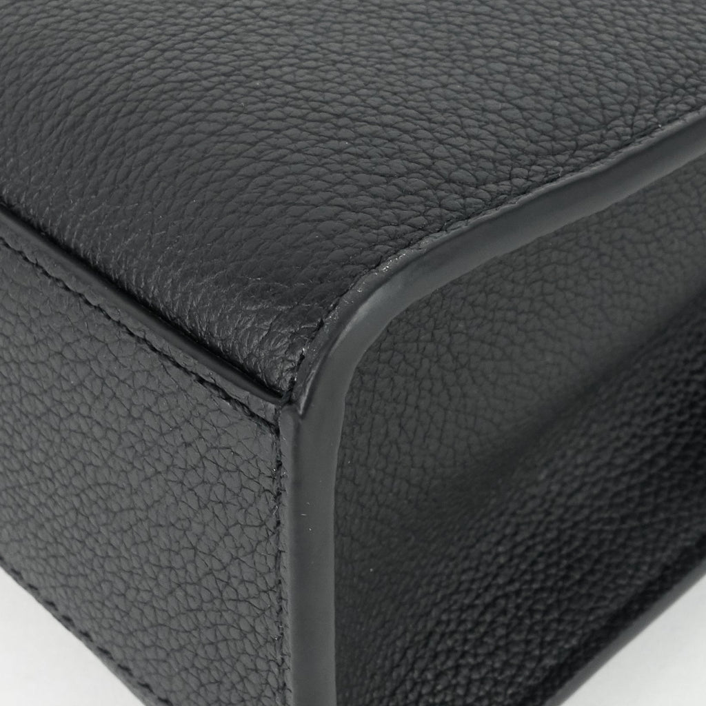 Louis Vuitto MyLockMe Calfskin Leather Chain Bag