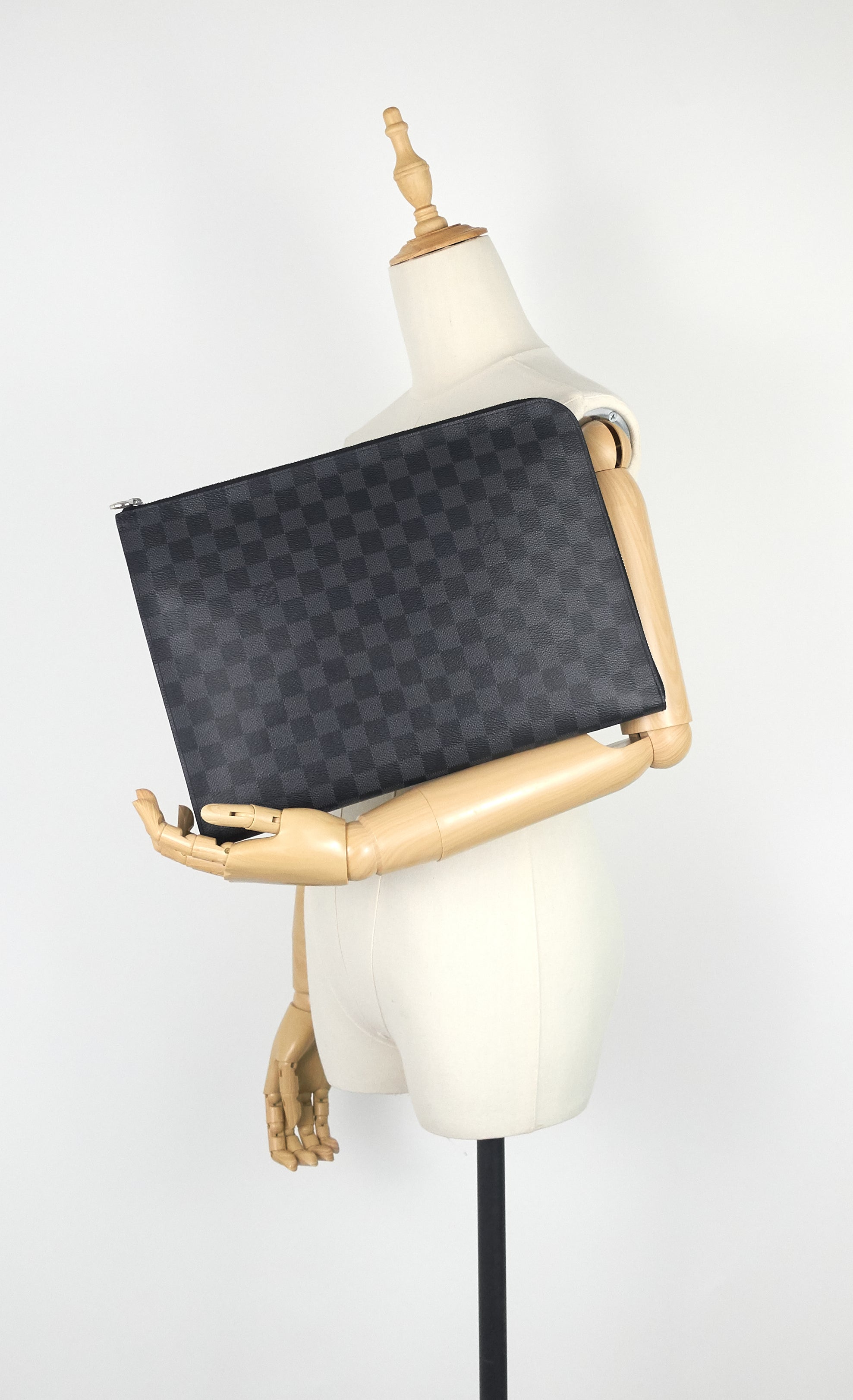 Louis Vuitto Pochette Jour GM Zip Around Damier Graphite Canvas Bag
