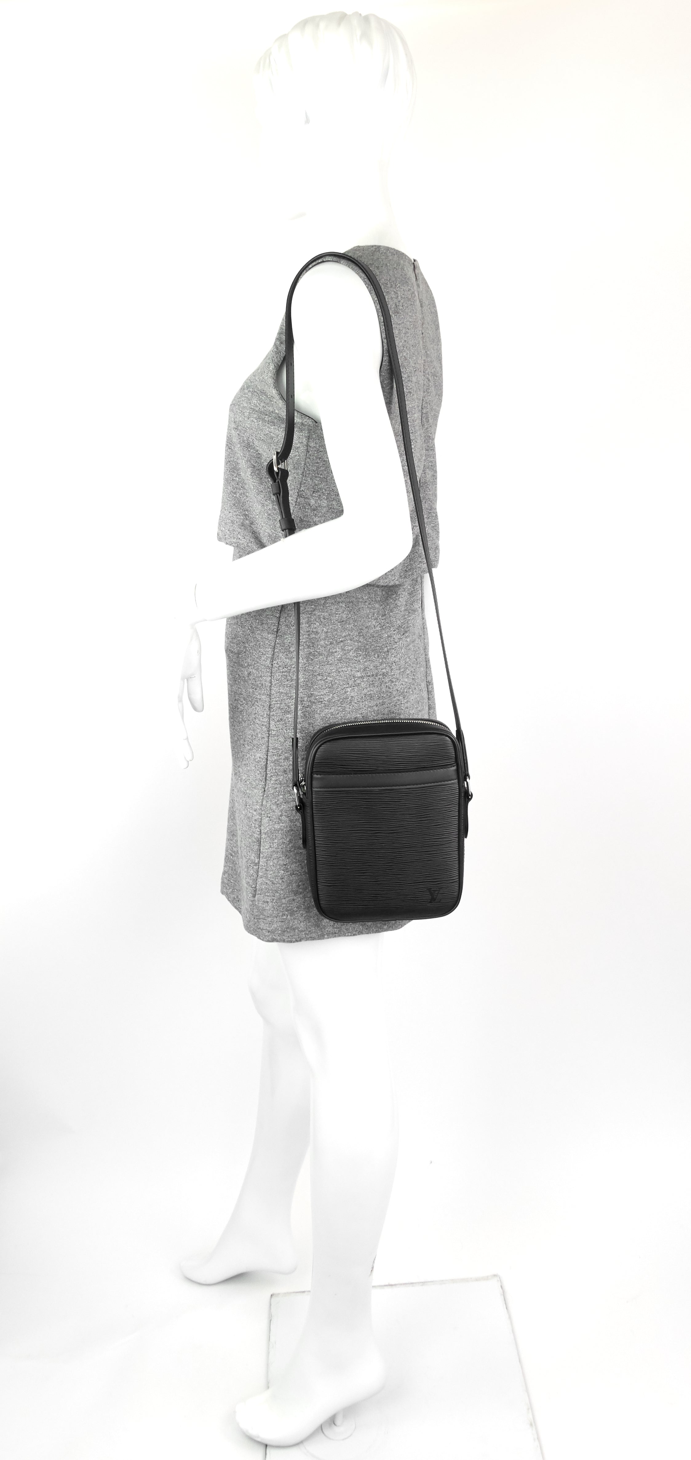Louis Vuitto Danube Slim Black Epi Leather Bag