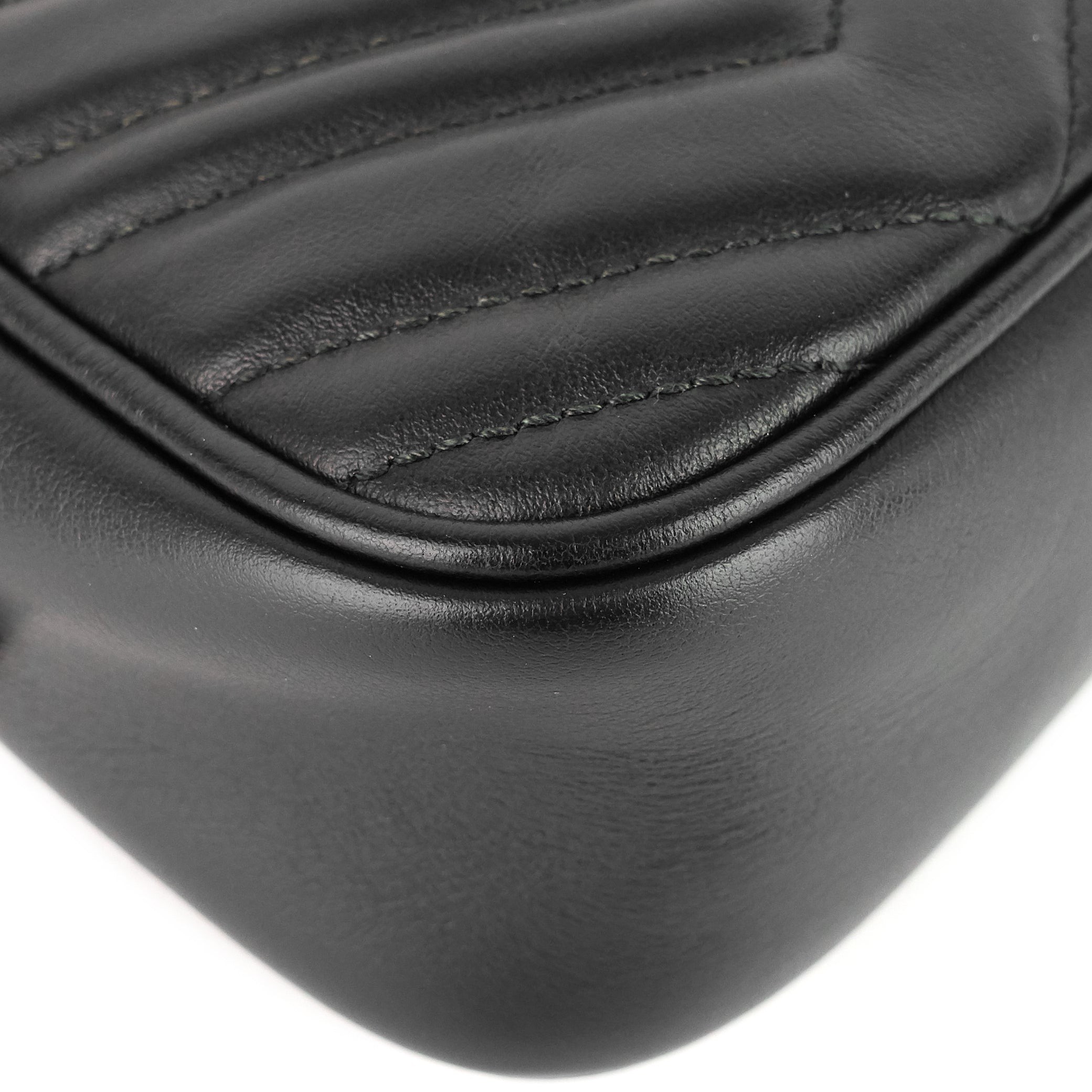 Gucci GG Marmont Small MatelassÃ© Calfskin Shoulder Bag