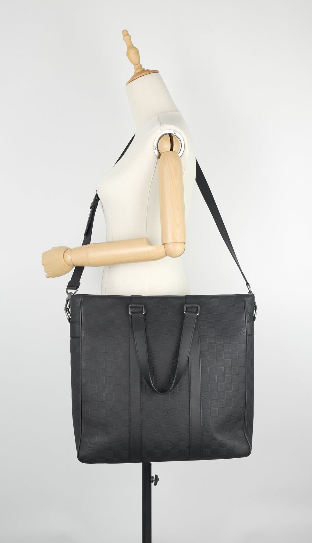Louis Vuitto Tadao Damier Infini Leather Bag