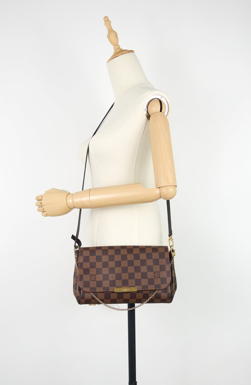 Louis Vuitto Favorite MM Damier Ebene Canvas Bag