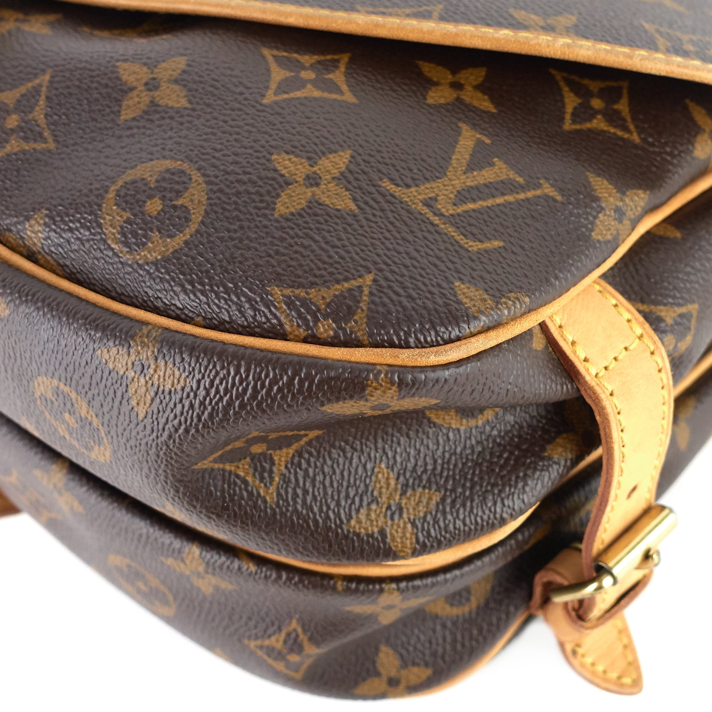 Louis Vuitto Saumur 30 Monogram Canvas Bag