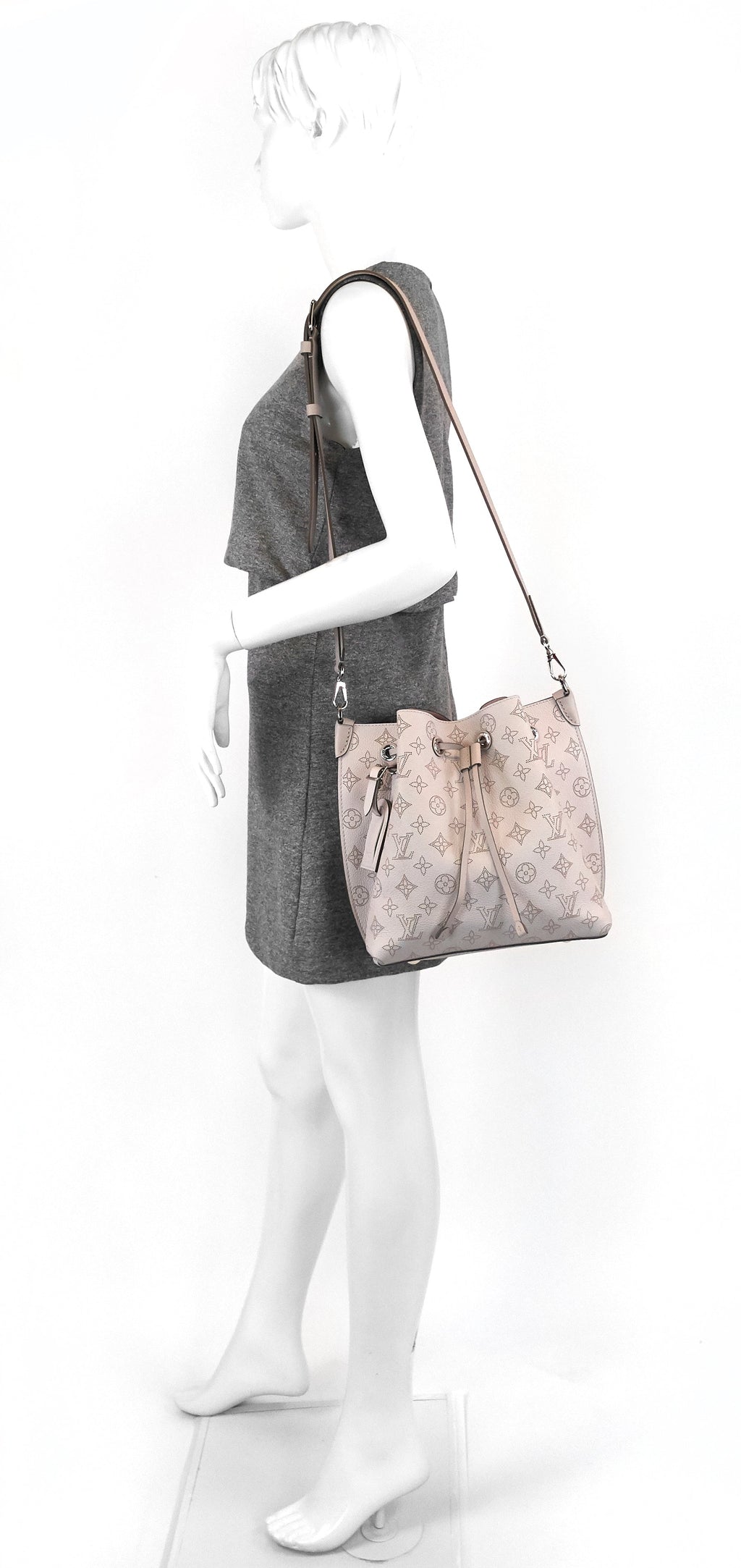 Louis Vuitto Muria Mahina Leather Hobo Bag