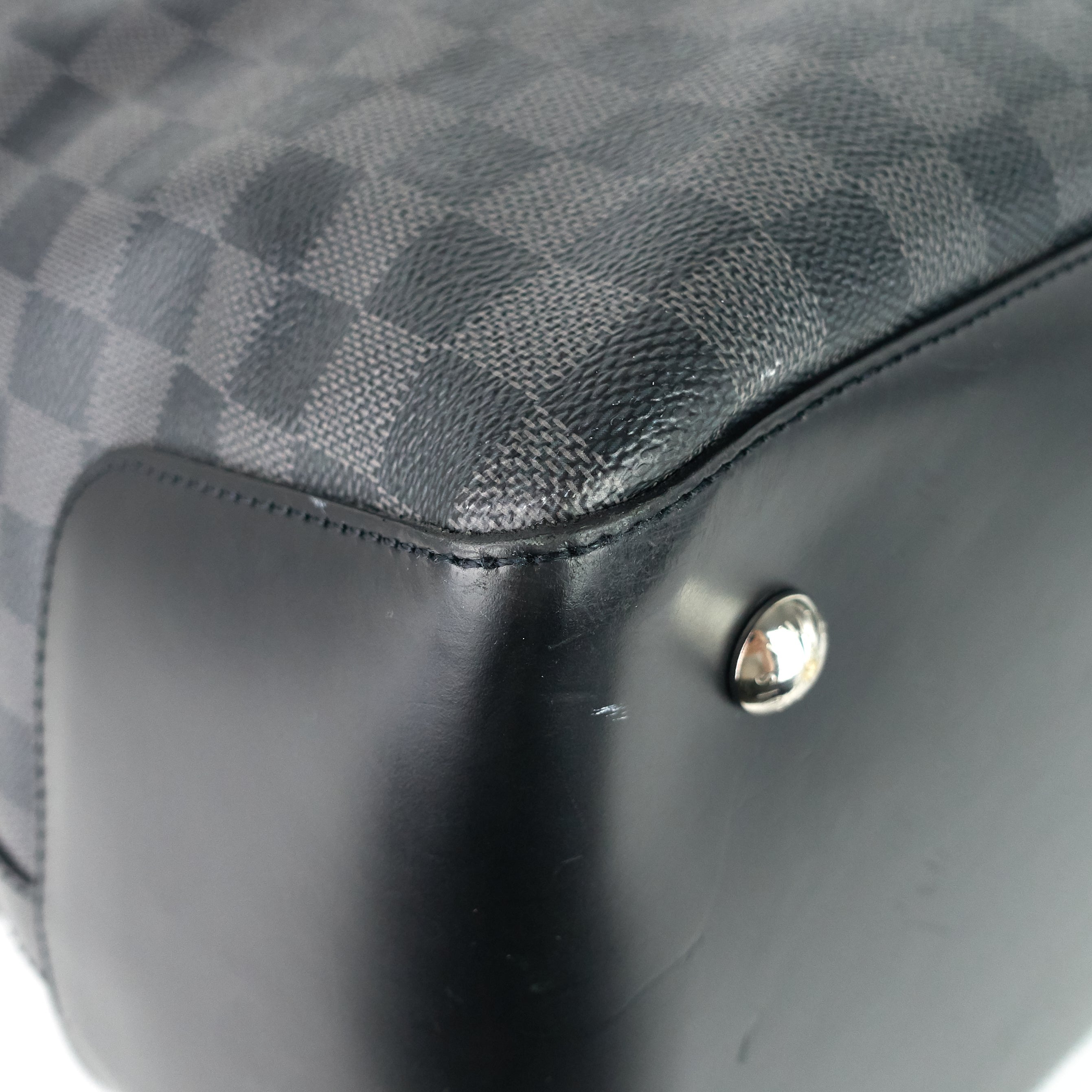 Louis Vuitto Neo Greenwich Damier Graphite Canvas Bag