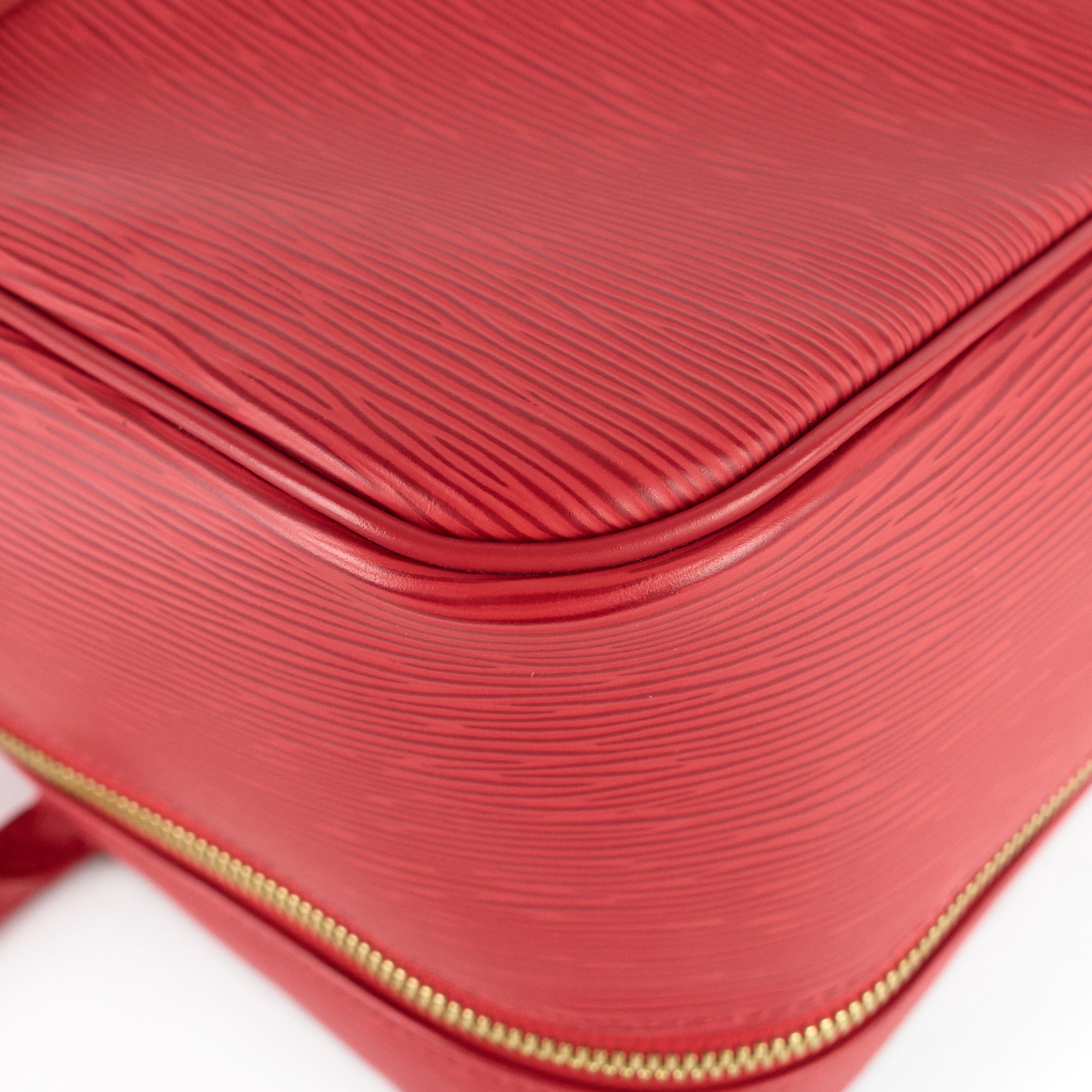 Louis Vuitto Sirius 45 Red Epi Leather Case
