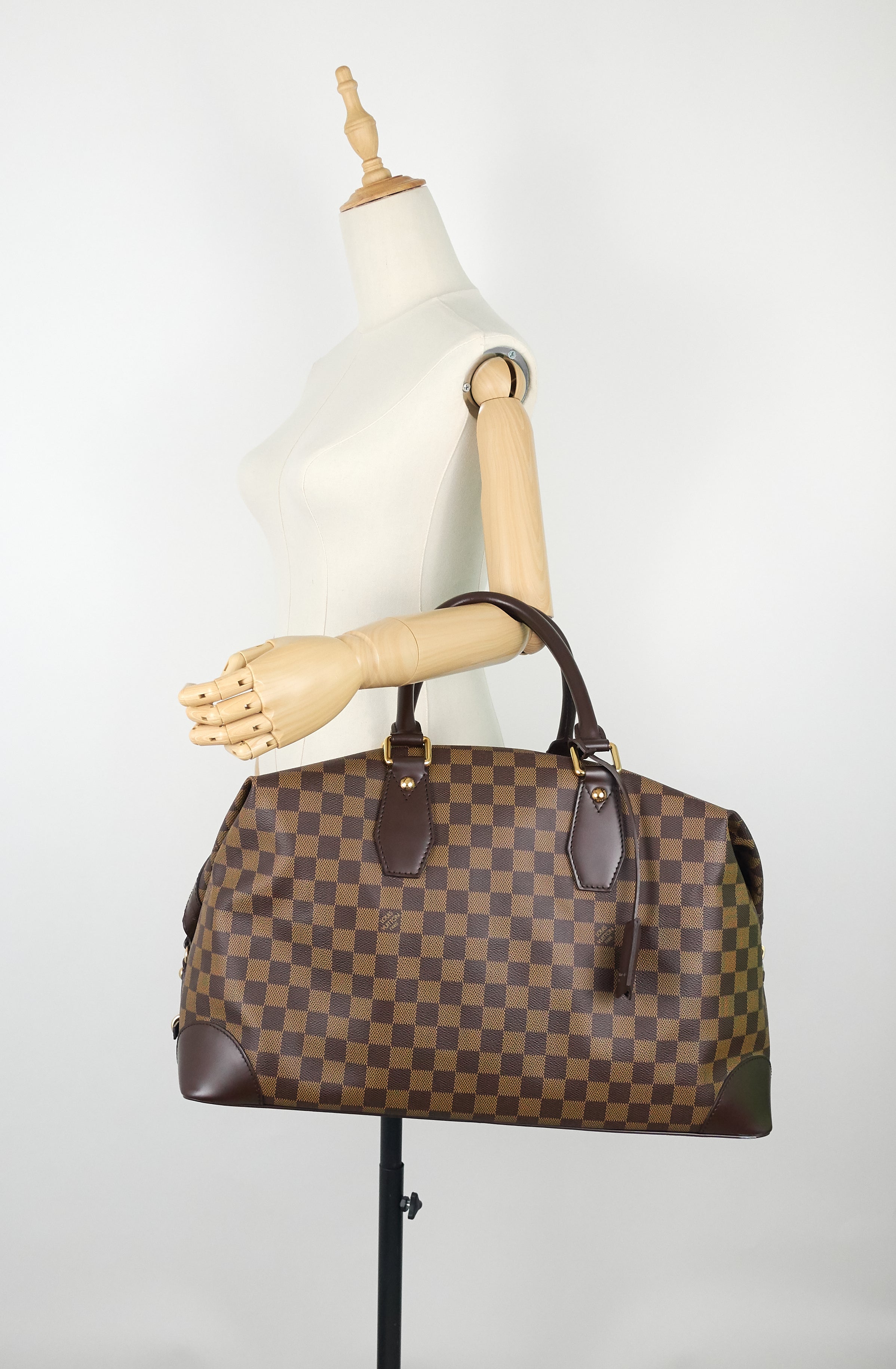 Louis Vuitto Vaslav Damier Ebene Canvas Bag
