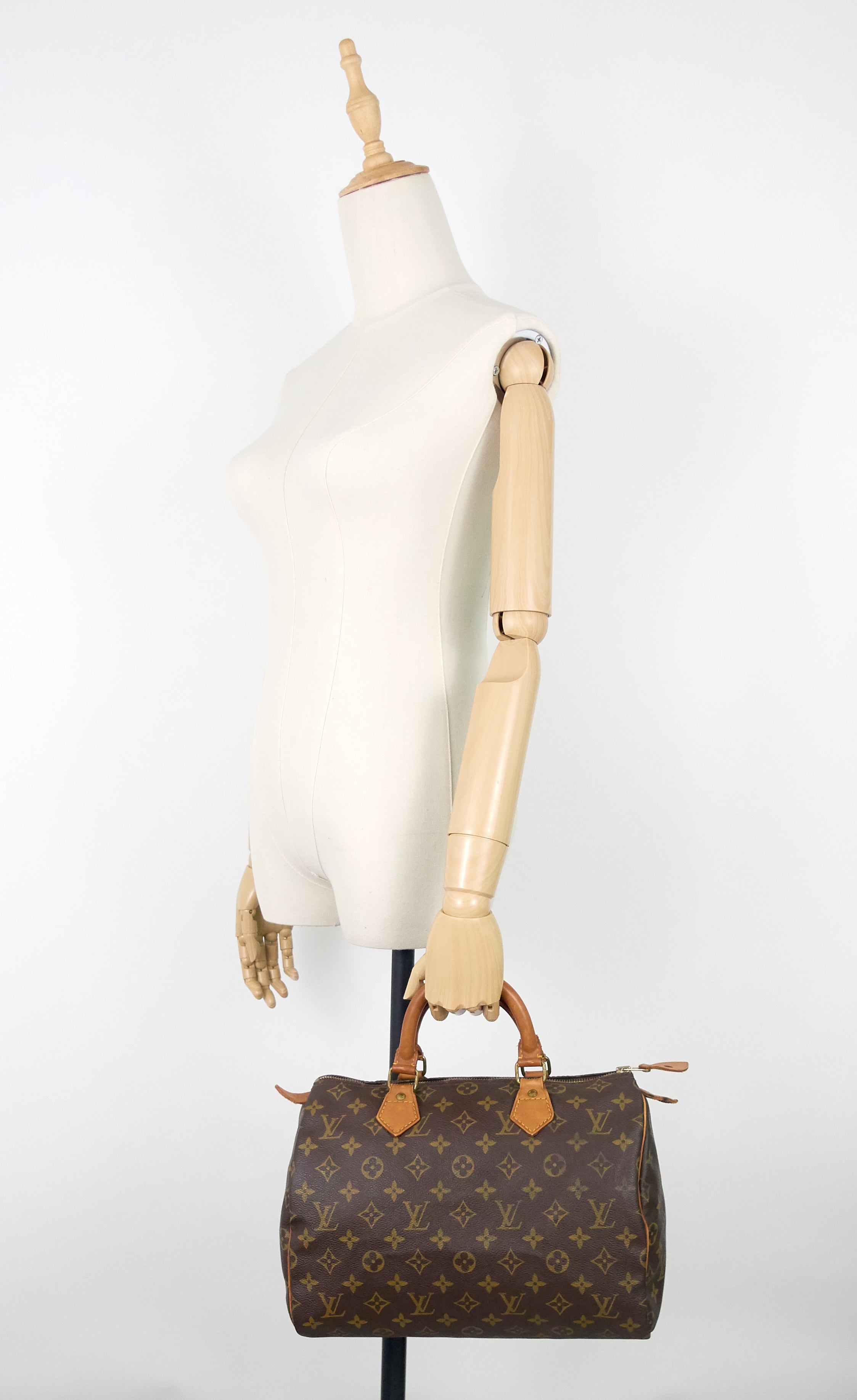 Louis Vuitto Speedy 30 Monogram Canvas Bag