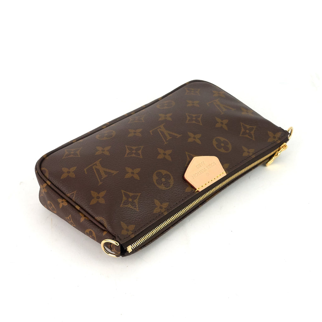 Louis Vuitto Multi Pochette Accessoires Monogram Canvas Bag