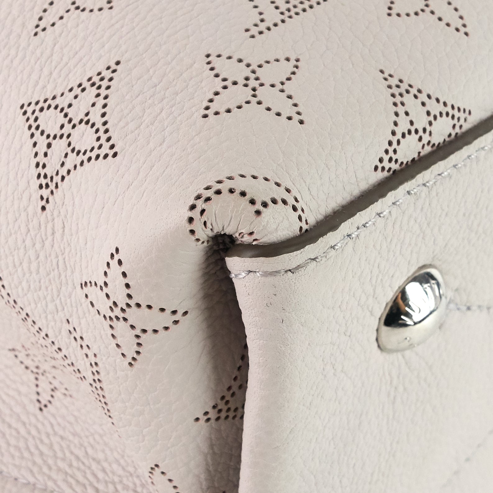 Louis Vuitto Muria Mahina Calfskin Hobo Bag