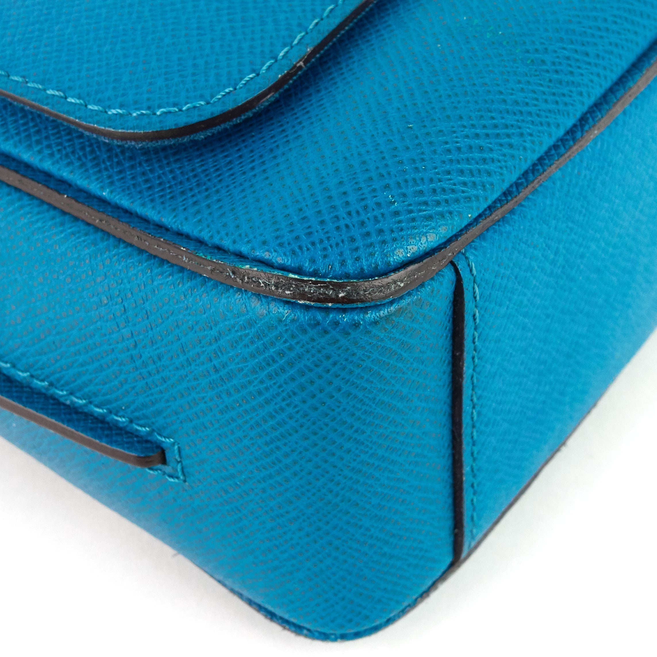 Louis Vuitto Roman PM Taiga Leather Messenger Bag