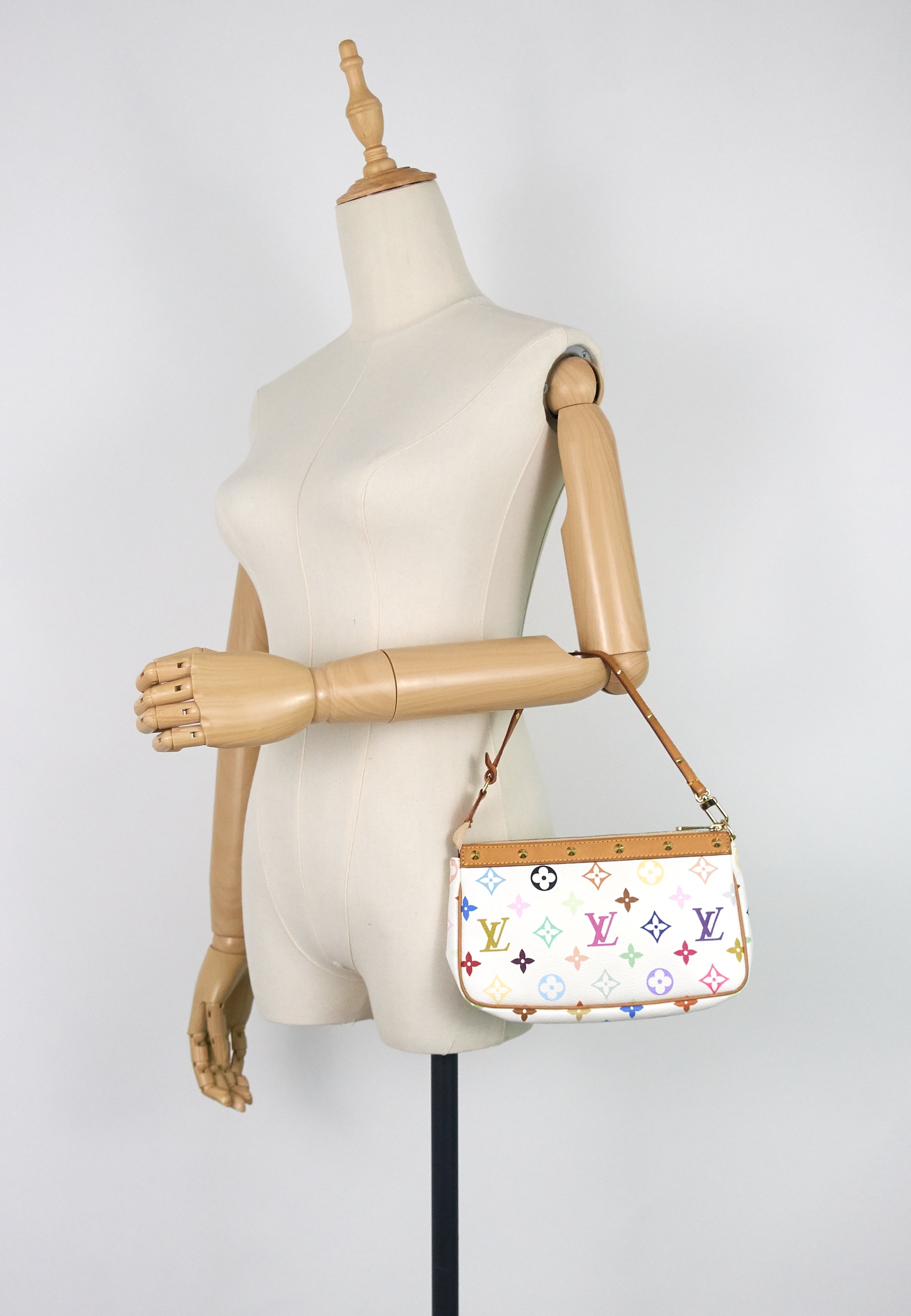Louis Vuitto Pochette Accessoires Monogram Multicolore Canvas Bag