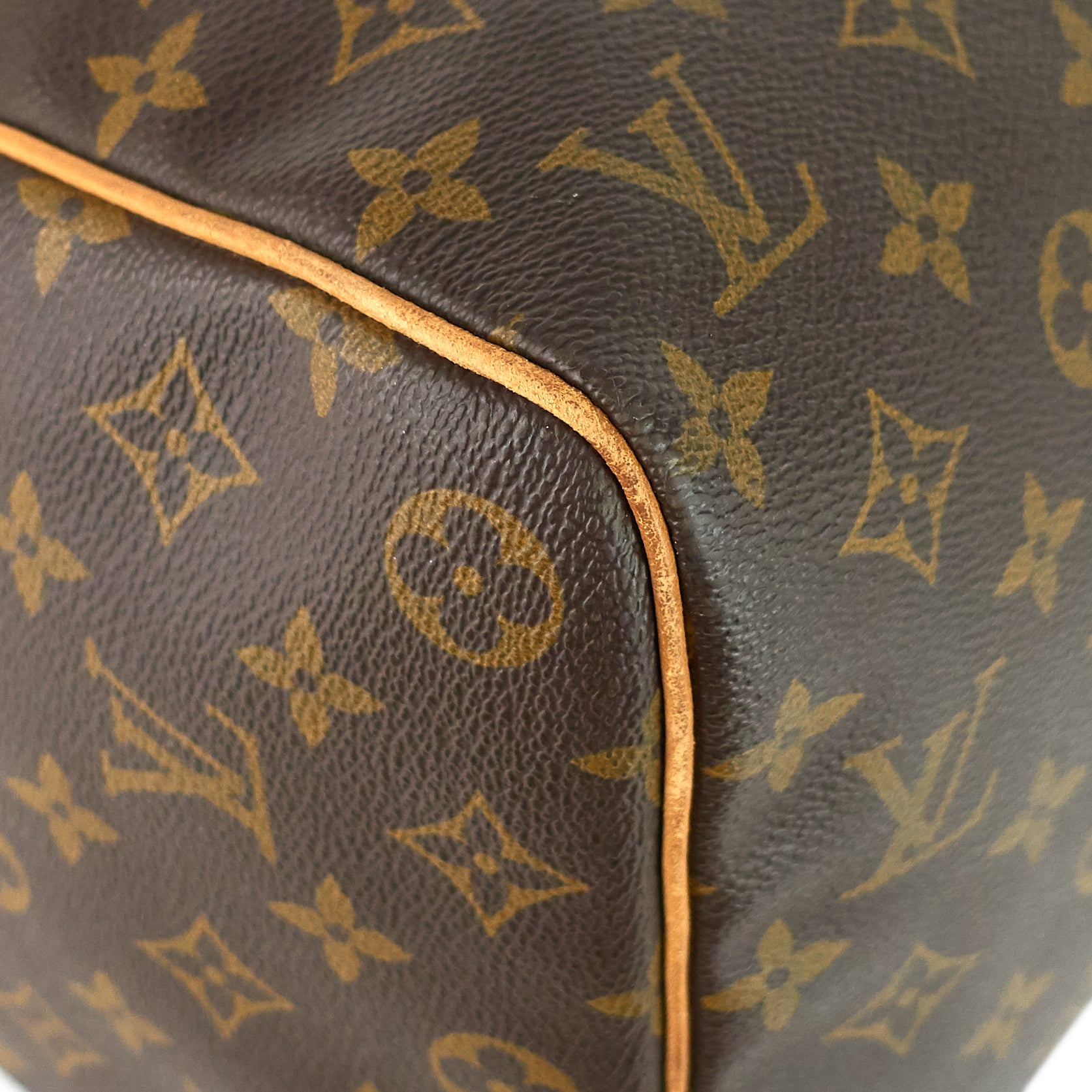 Louis Vuitto Keepall 45 Monogram Canvas Bag