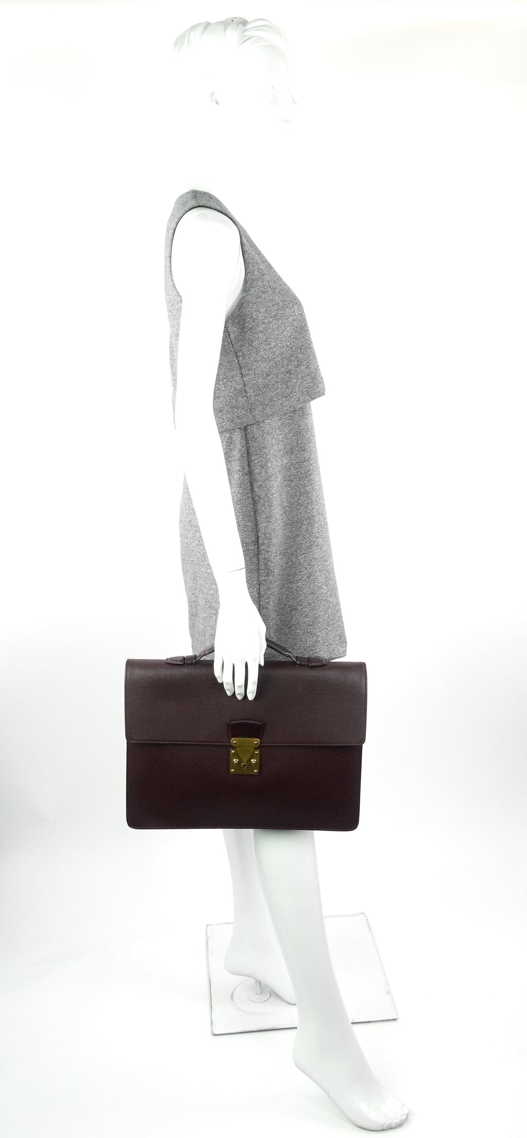 Louis Vuitto Serviette Kourad Taiga Leather Briefcase Bag