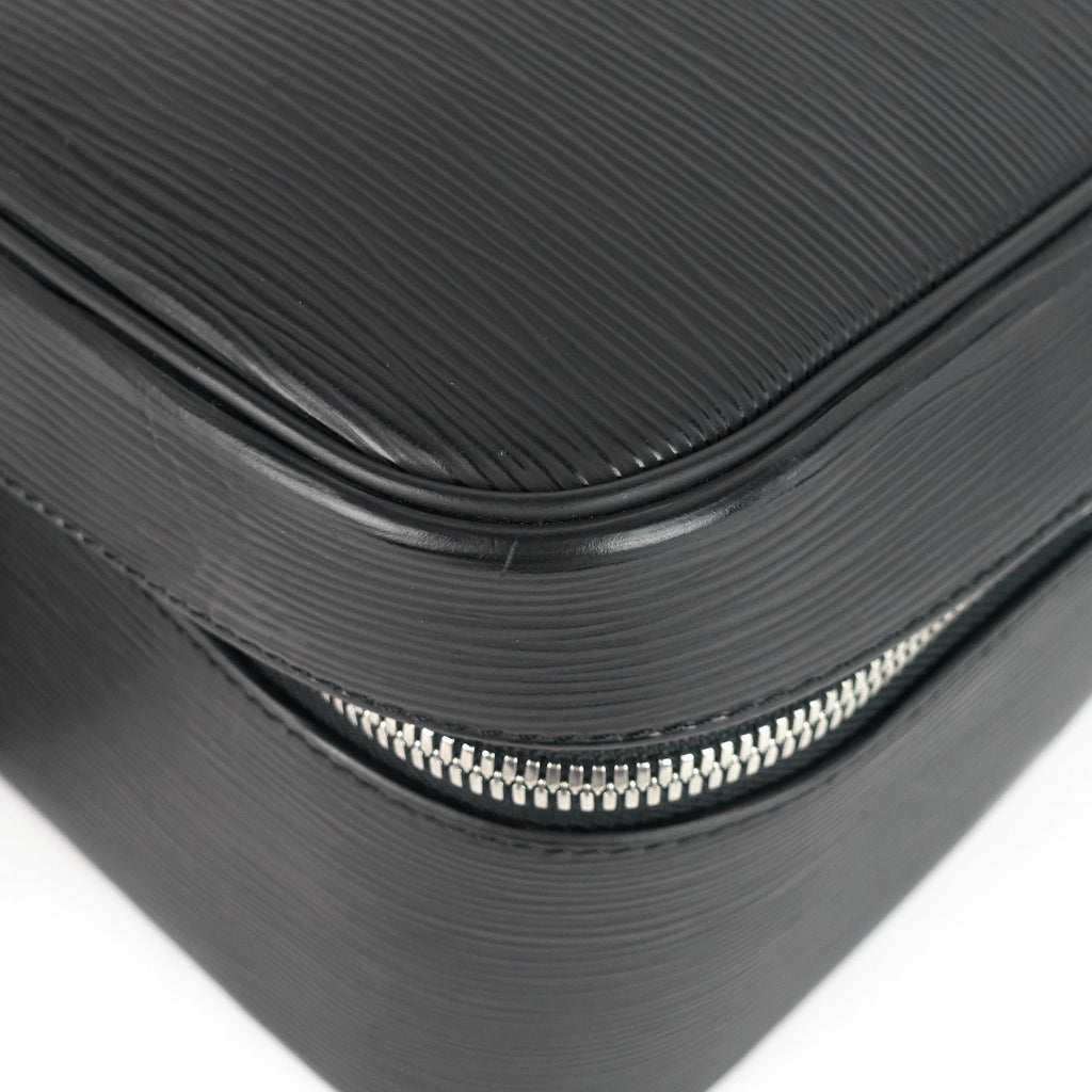 Louis Vuitto Sirius 45 Black Epi Leather Case