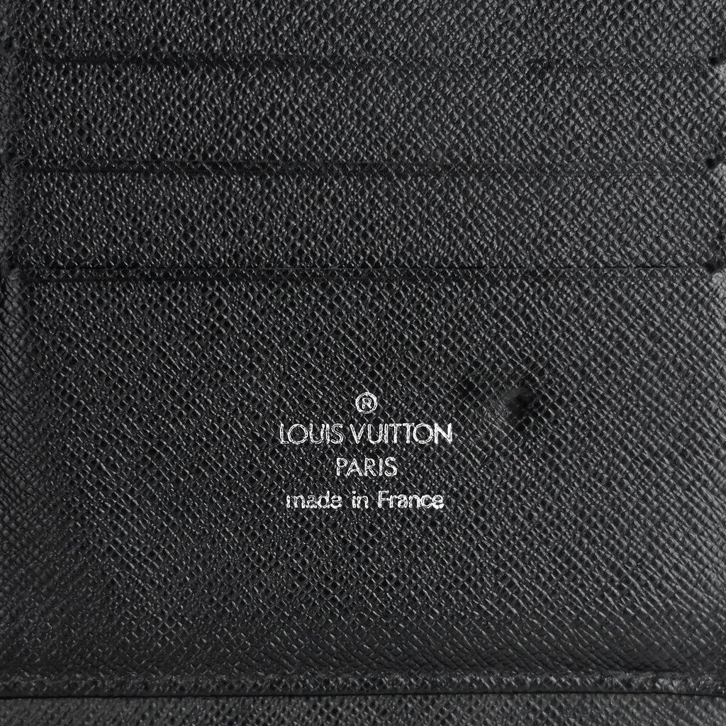 Louis Vuitto Travel Black Epi Leather Organizer