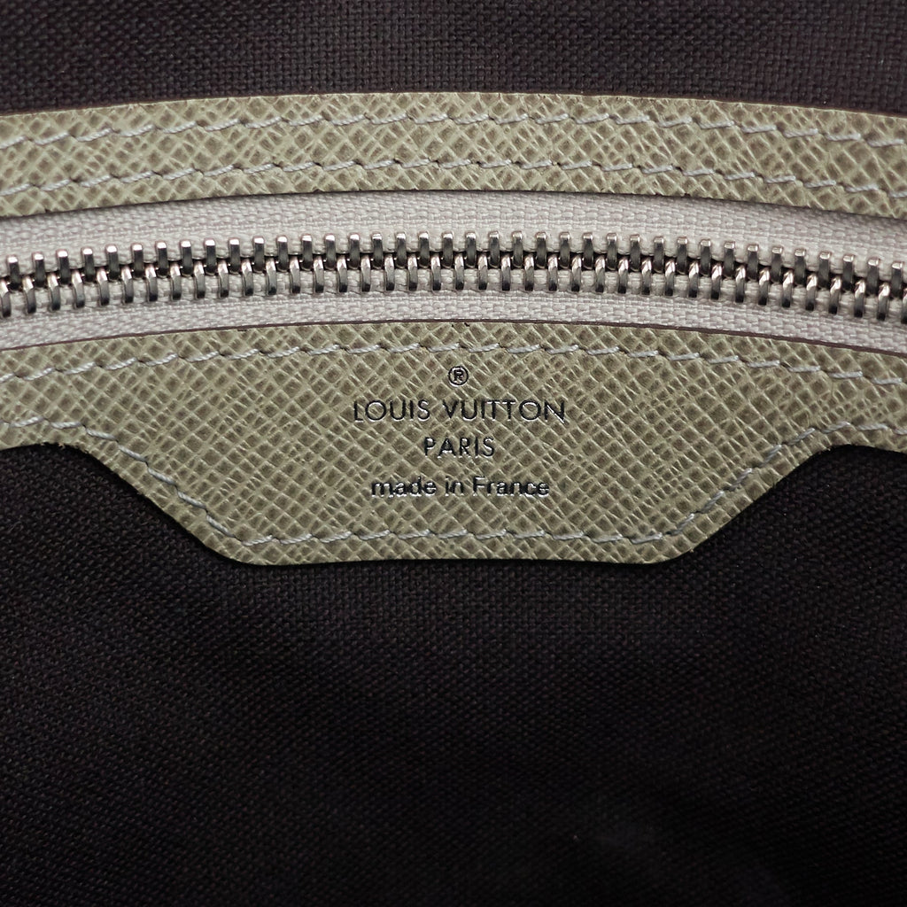 Louis Vuitto Milo Taiga Leather Messenger Bag