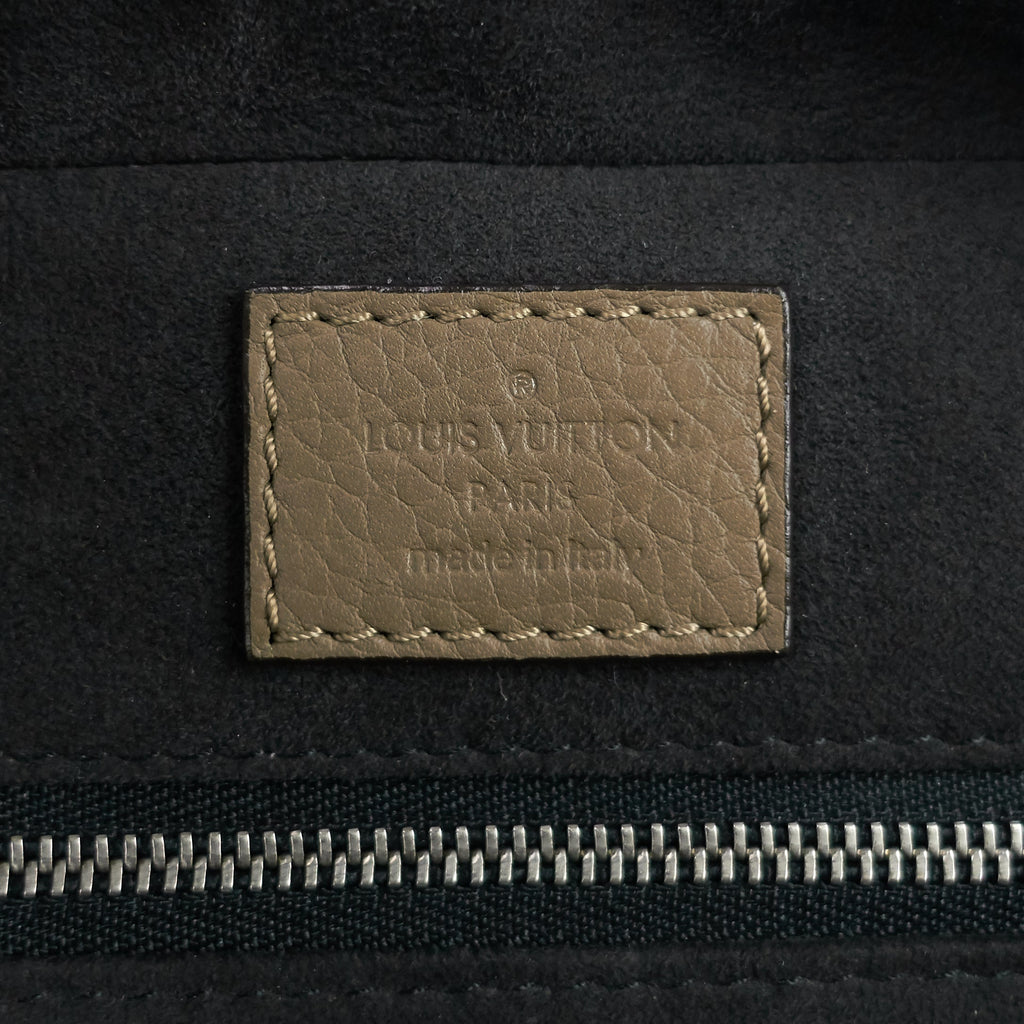 Louis Vuitto Porte-Documents Jour PM Taurillon Leather Briefcase Bag