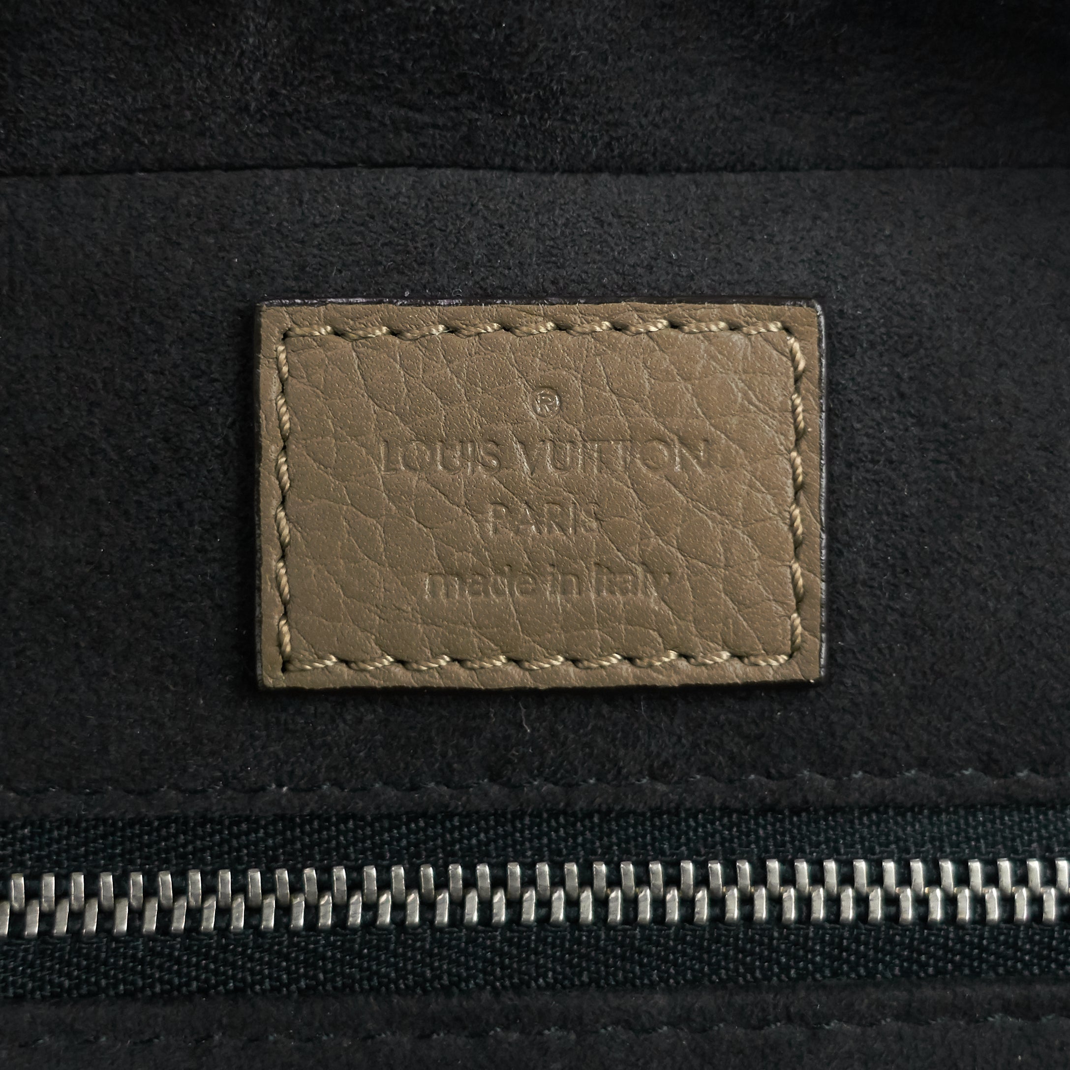 Louis Vuitto Porte-Documents Jour PM Taurillon Leather Briefcase Bag
