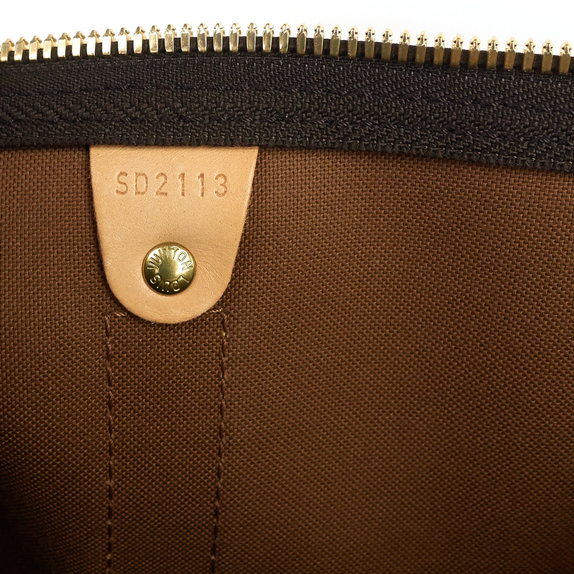 Louis Vuitto Keepall 50 BandouliÃ¨re Monogram Canvas Bag