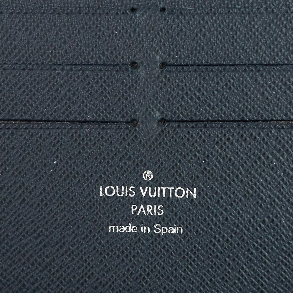 Louis Vuitto Zippy Navy Blue Epi Leather Organizer Wallet