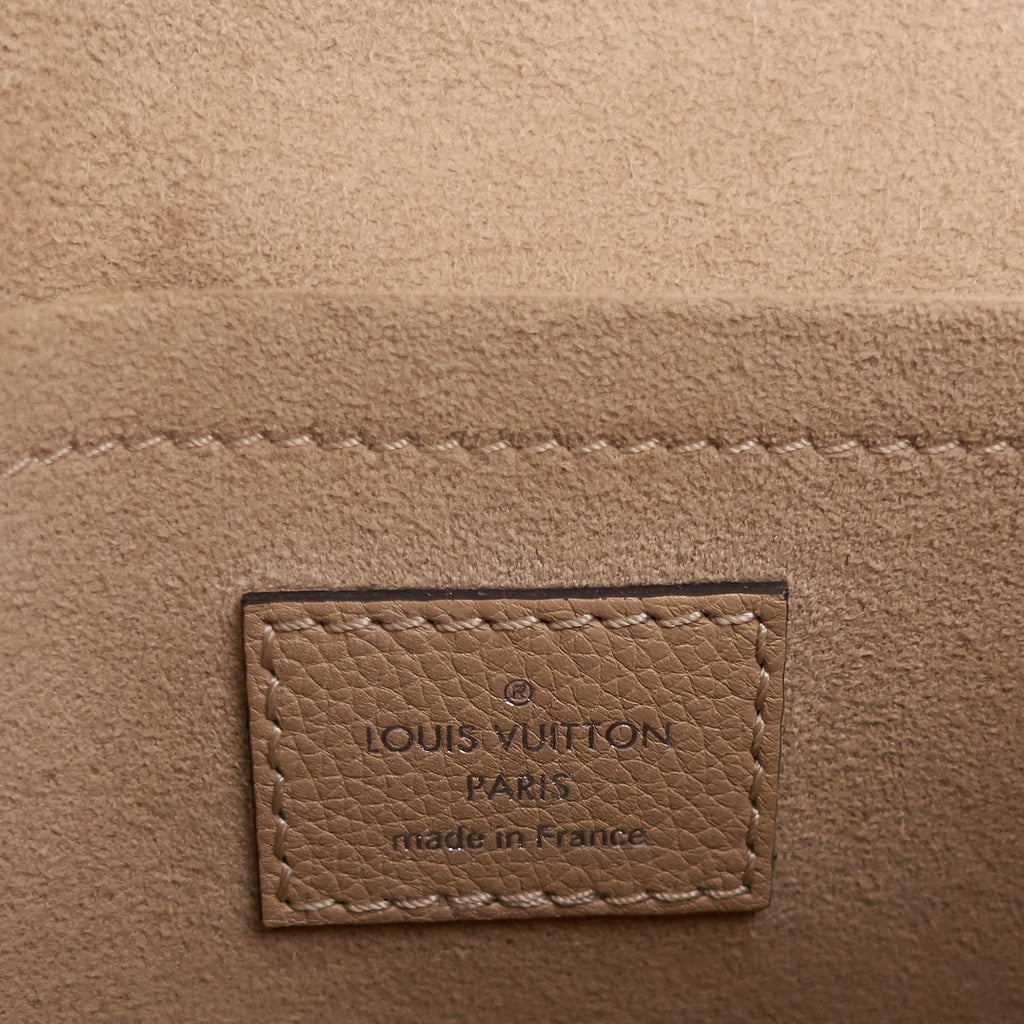 Louis Vuitto Mylockme BB Calfskin Leather Chain Shoulder Bag