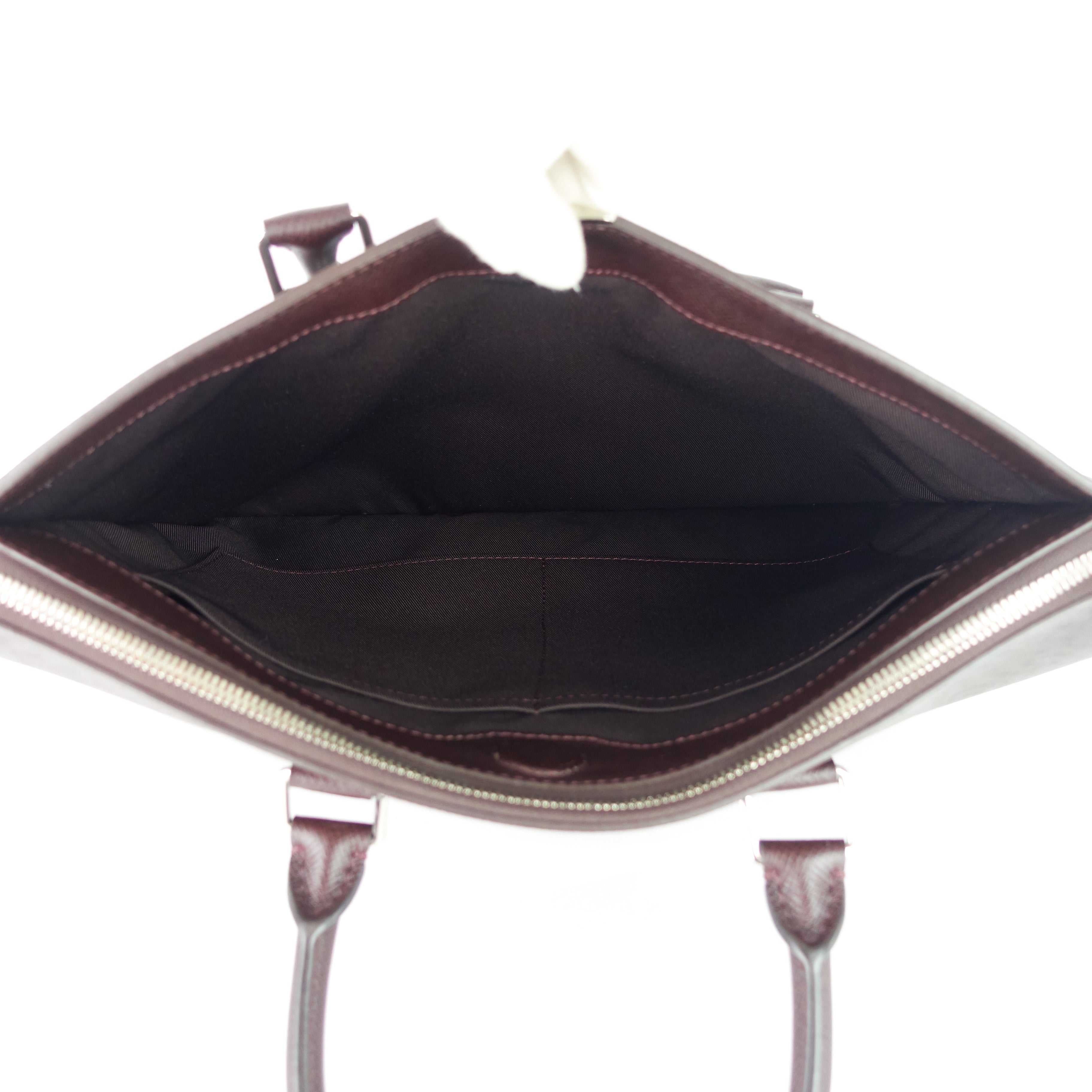 Louis Vuitto Anton Taiga Leather Soft Briefcase Bag