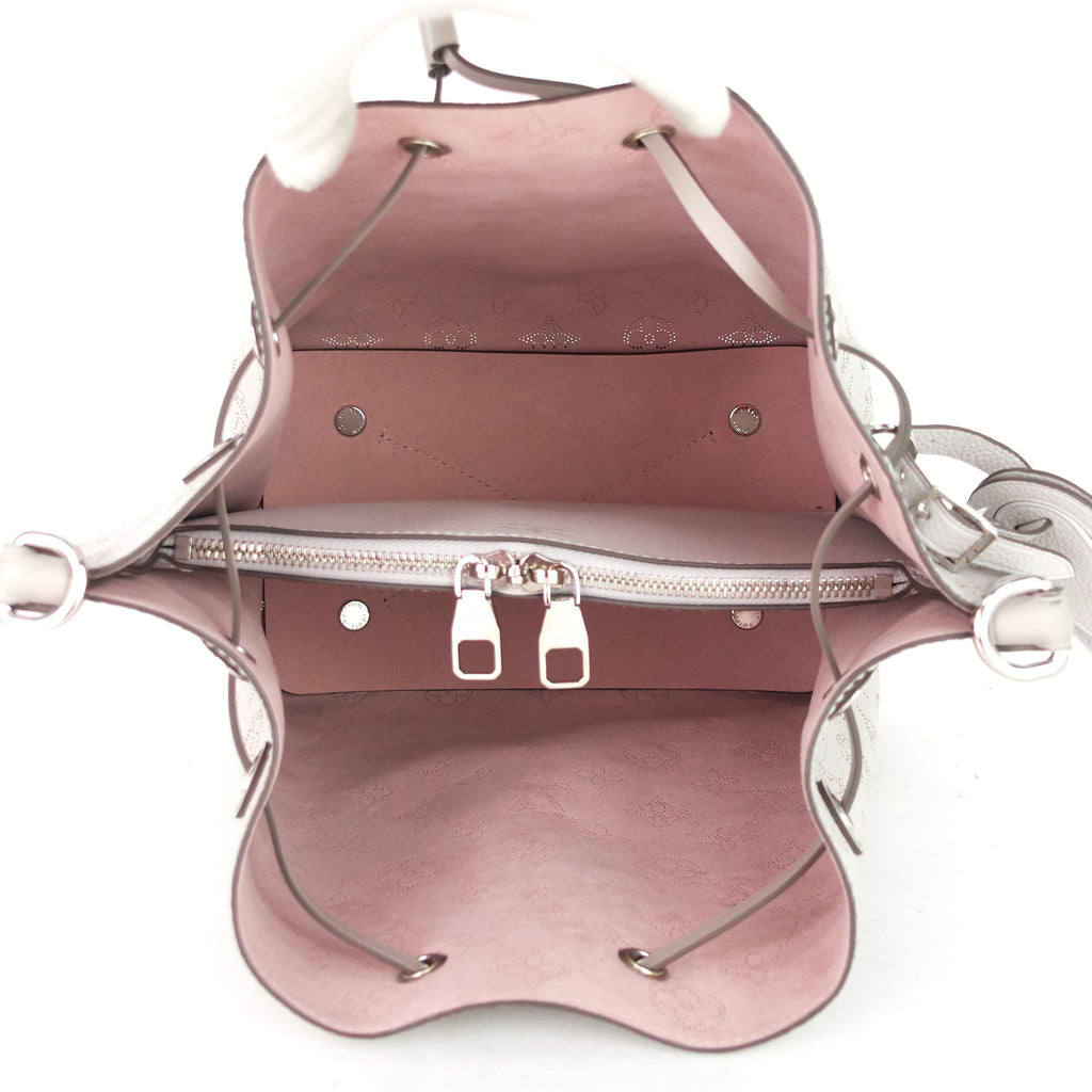 Louis Vuitto Muria Mahina Leather Hobo Bag