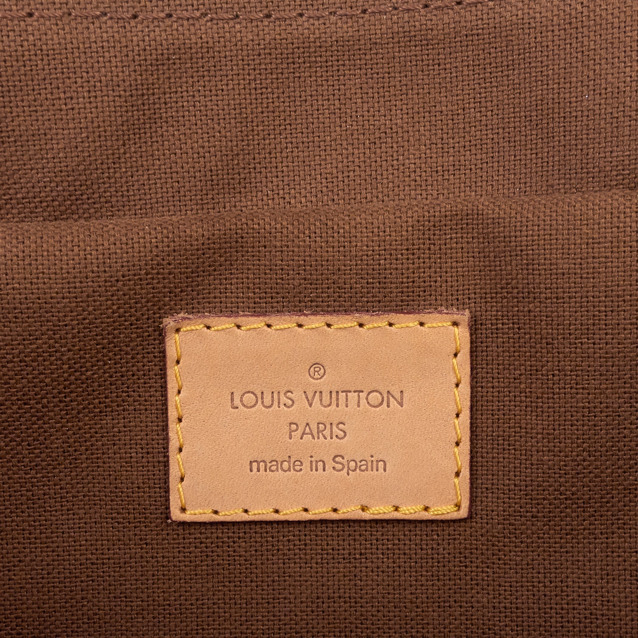 Louis Vuitto Sac Bosphore Monogram Canvas Messenger Bag
