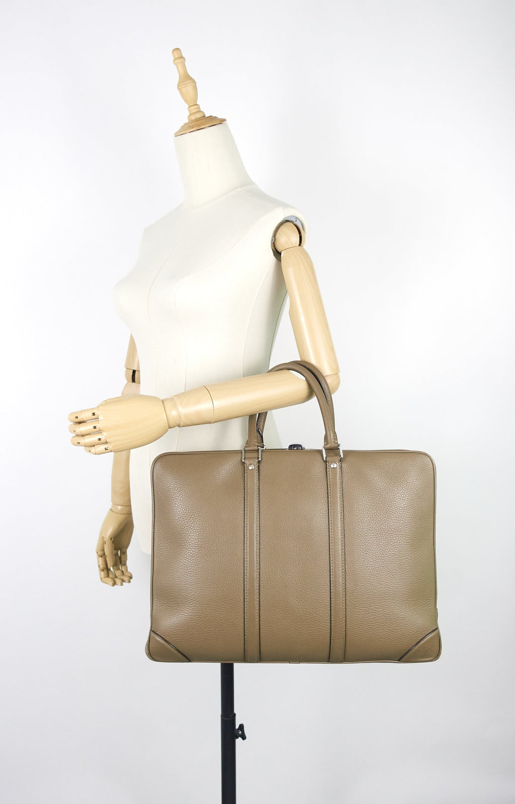 Louis Vuitto Porte-Documents Jour PM Taurillon Leather Briefcase Bag