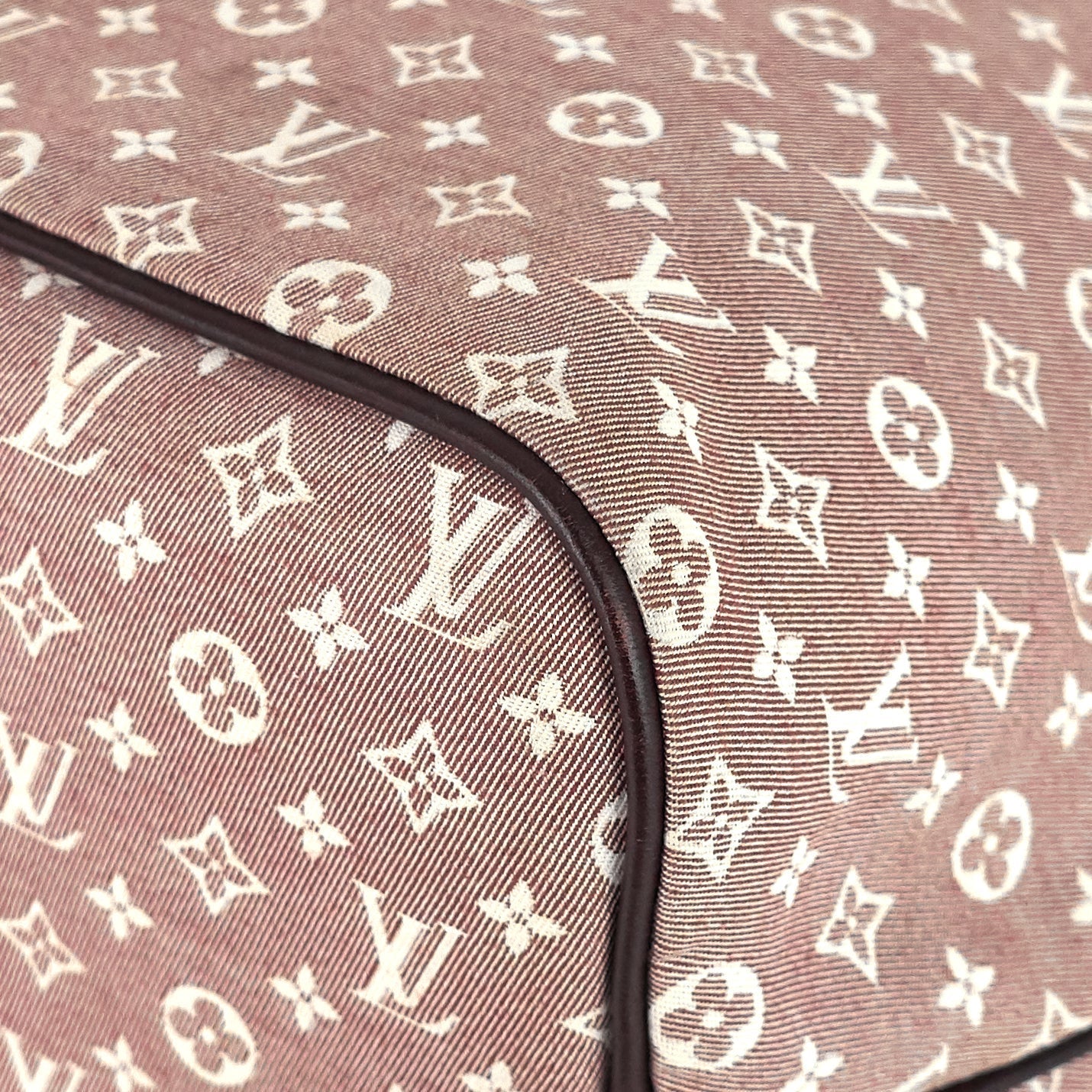 Louis Vuitto Neverfull MM Monogram Idylle Canvas Bag
