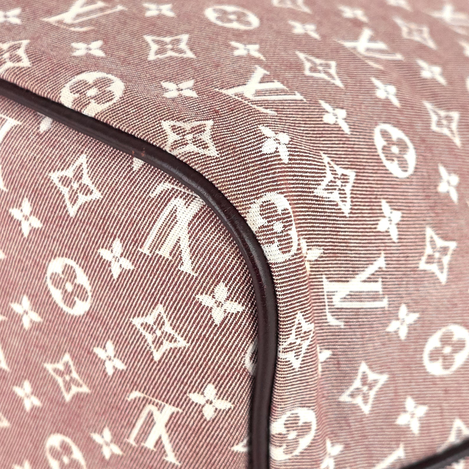 Louis Vuitto Neverfull MM Monogram Idylle Canvas Bag