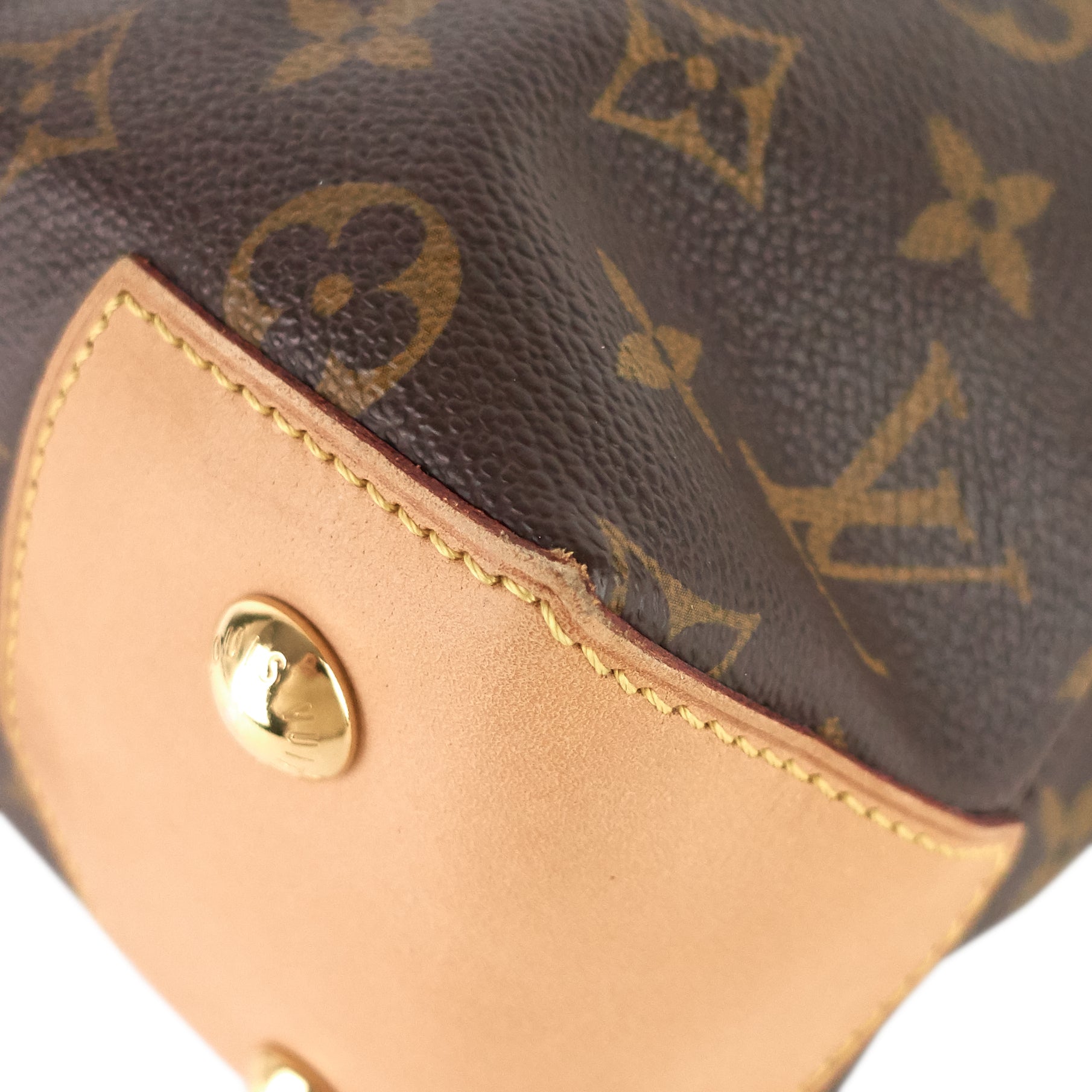 Louis Vuitto Wilshire PM Monogram Canvas Bag