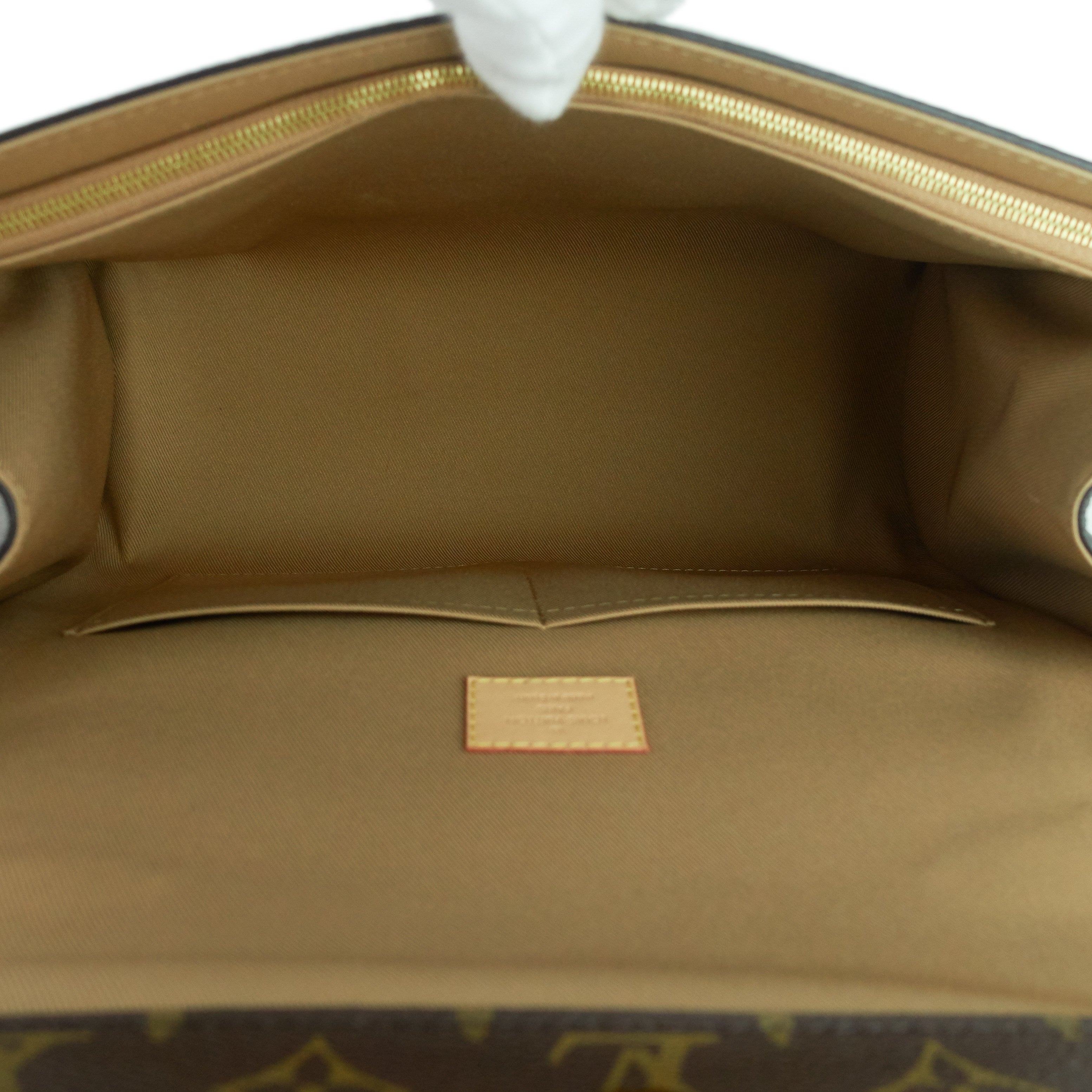Louis Vuitto Cluny MM Monogram Canvas Bag