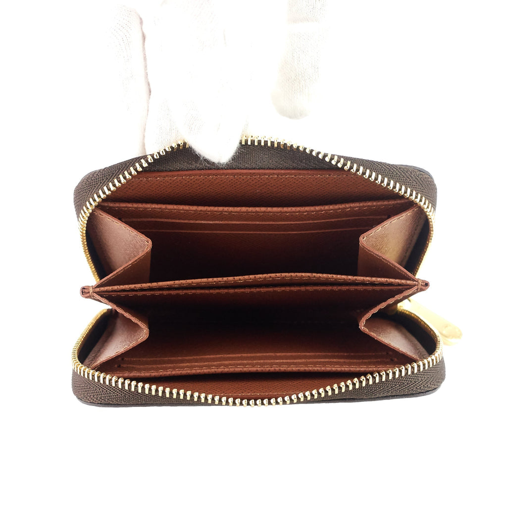 Louis Vuitto Zipped Coin Monogram Canvas Wallet