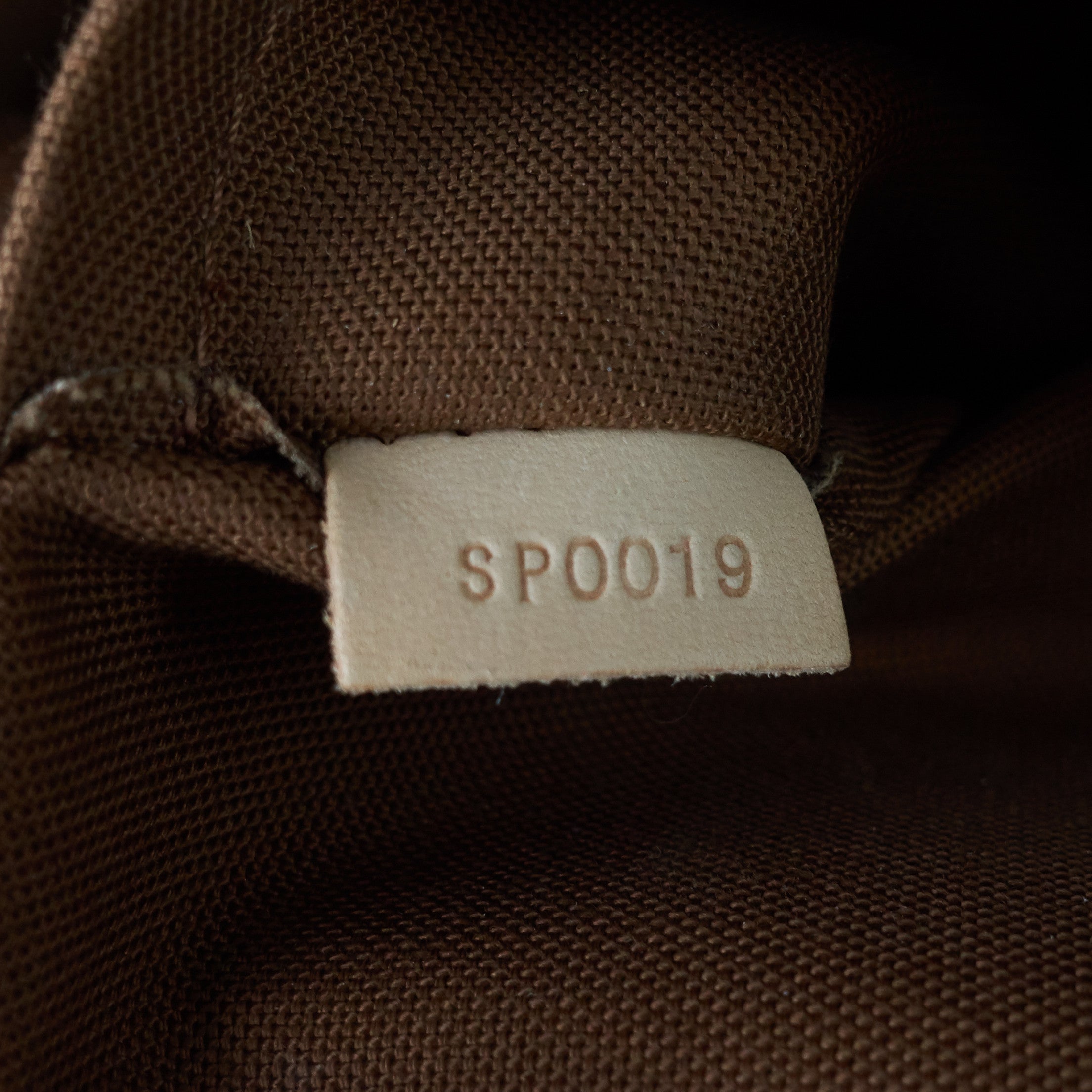 Louis Vuitto Tivoli GM Monogram Canvas Bag