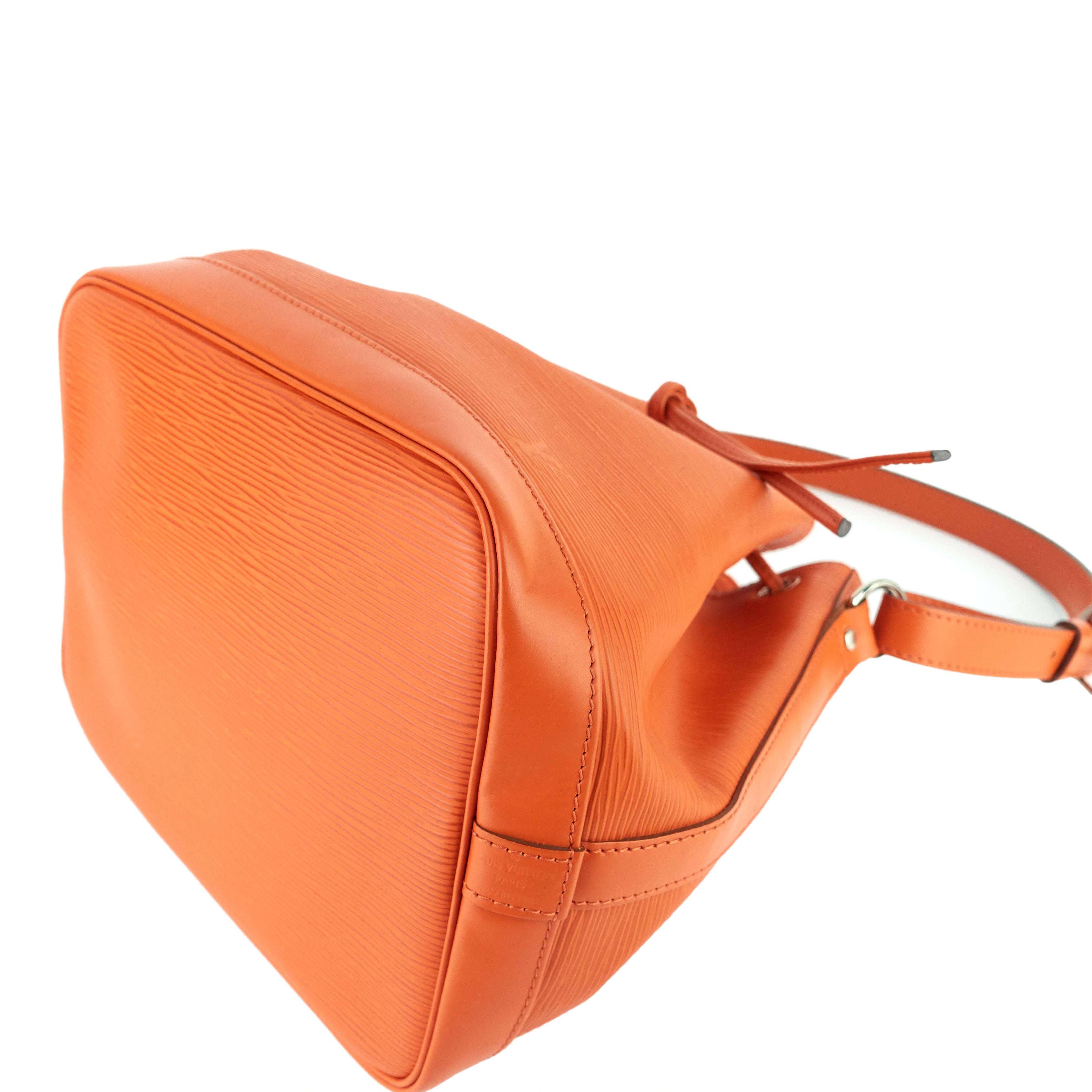 Louis Vuitto NoÃ© Large Orange Epi Leather Bag