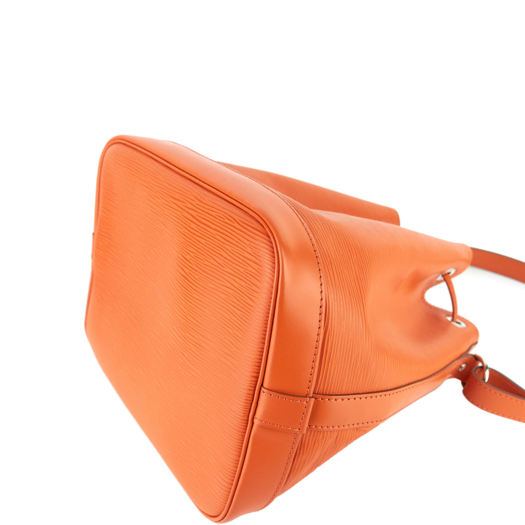 Louis Vuitto NoÃ© Large Orange Epi Leather Bag