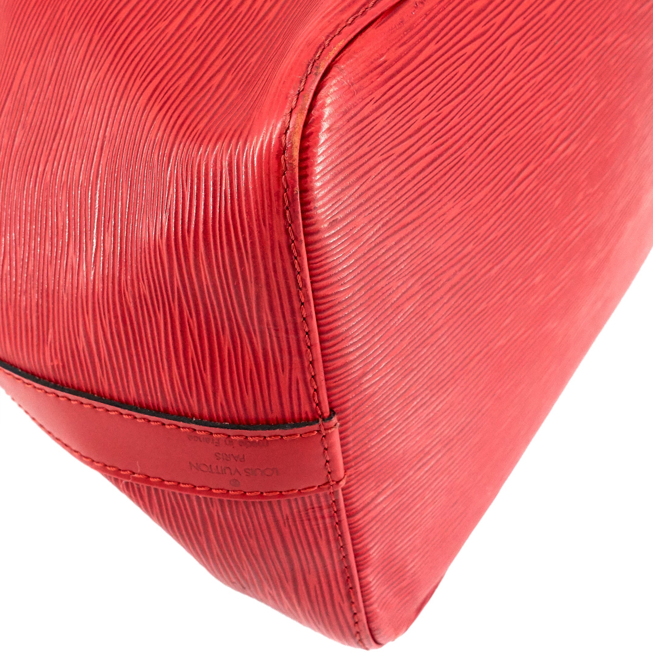 Louis Vuitto Noe Large Red Epi Leather Bag