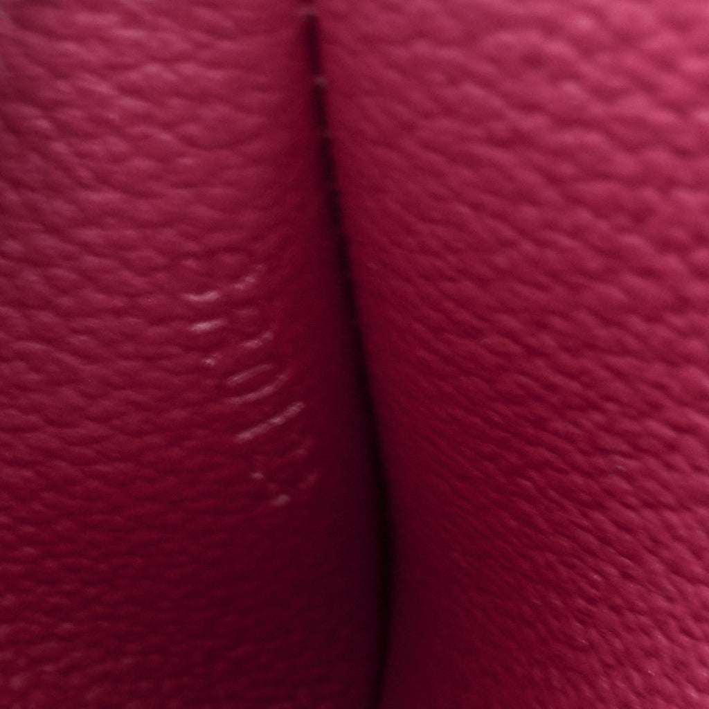 Louis Vuitto Cosmetic Epi Leather Pouch
