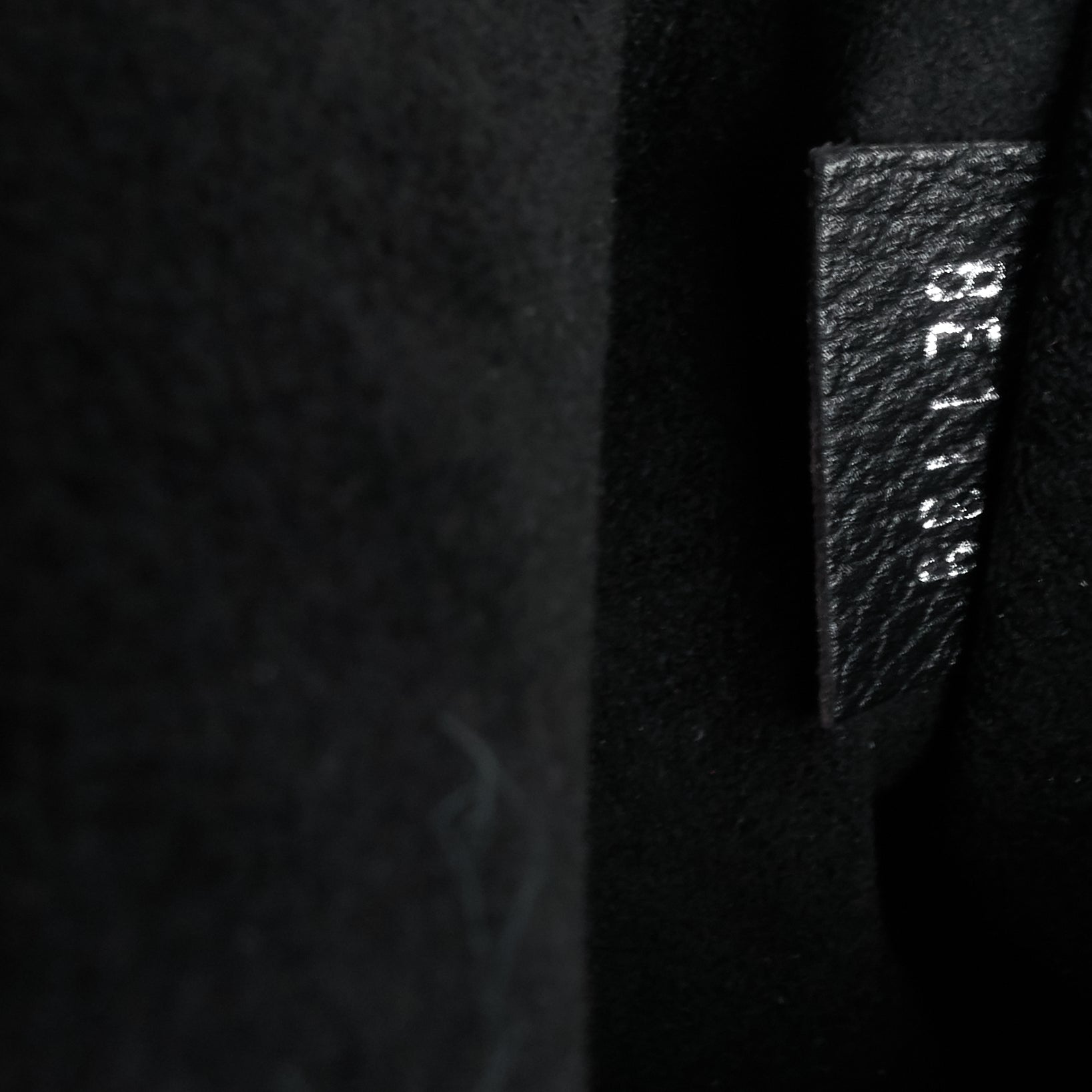 Louis Vuitto MyLockMe Calfskin Leather Chain Bag