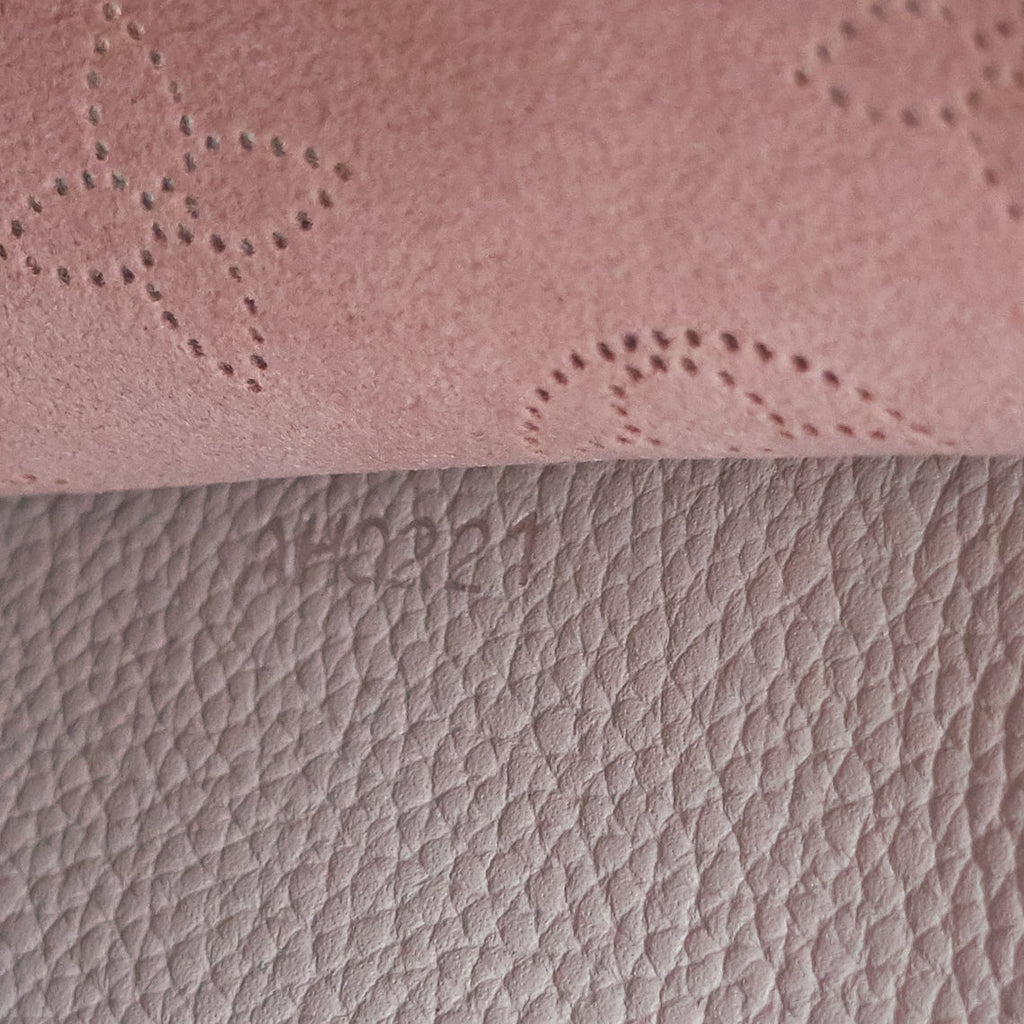 Louis Vuitto Muria Mahina Leather Hobo Bag