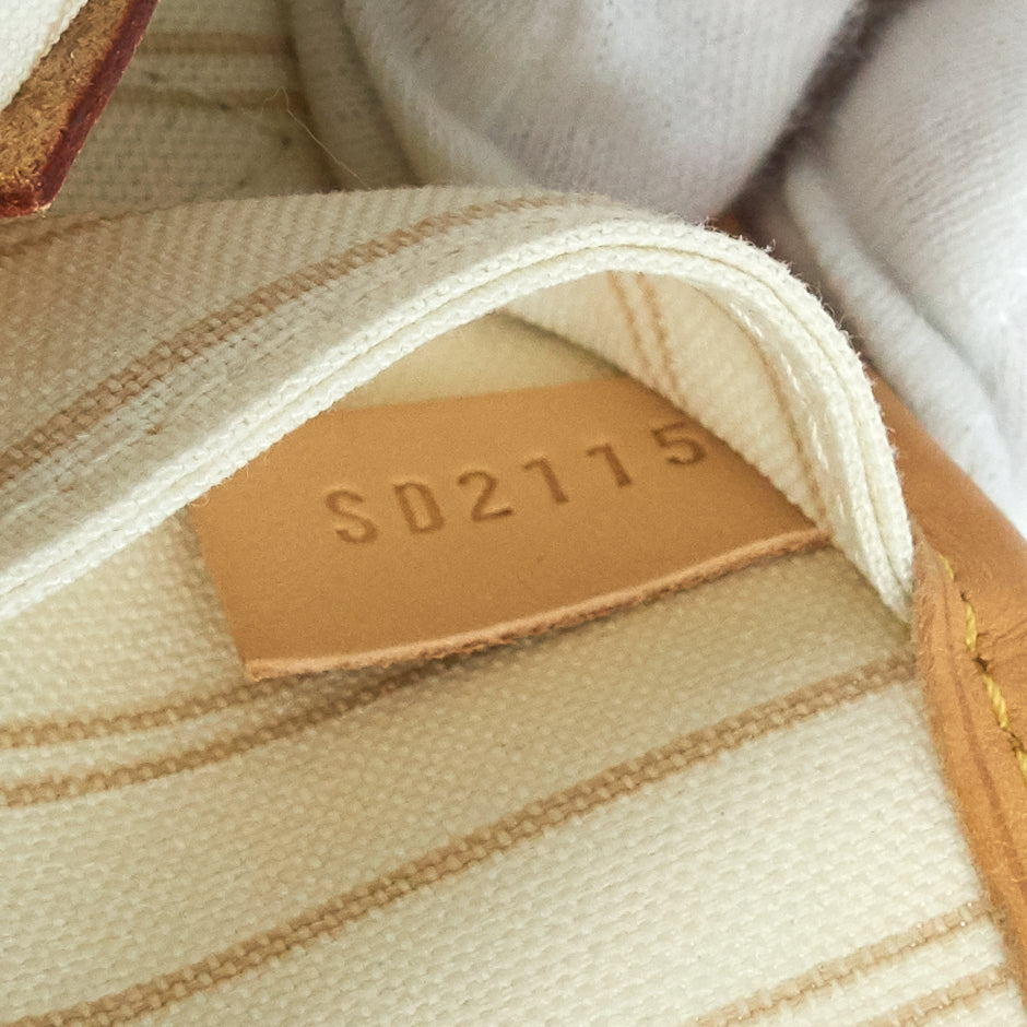 Louis Vuitto Neverfull MM Damier Azur Canvas Bag