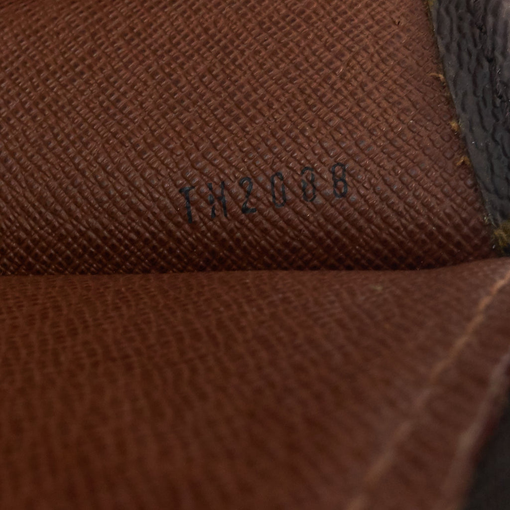 Louis Vuitto Monogram Canvas Poche Document Holder